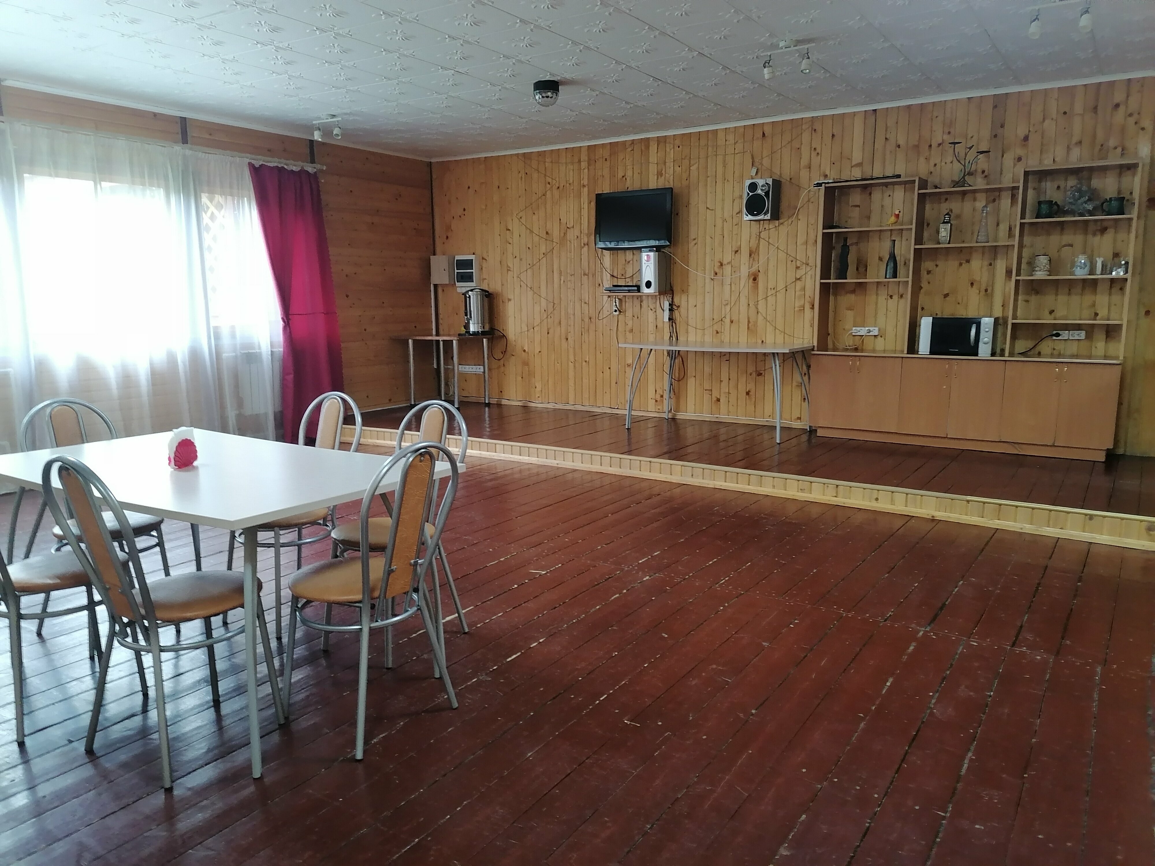 Четырехместный номер эконом-класса