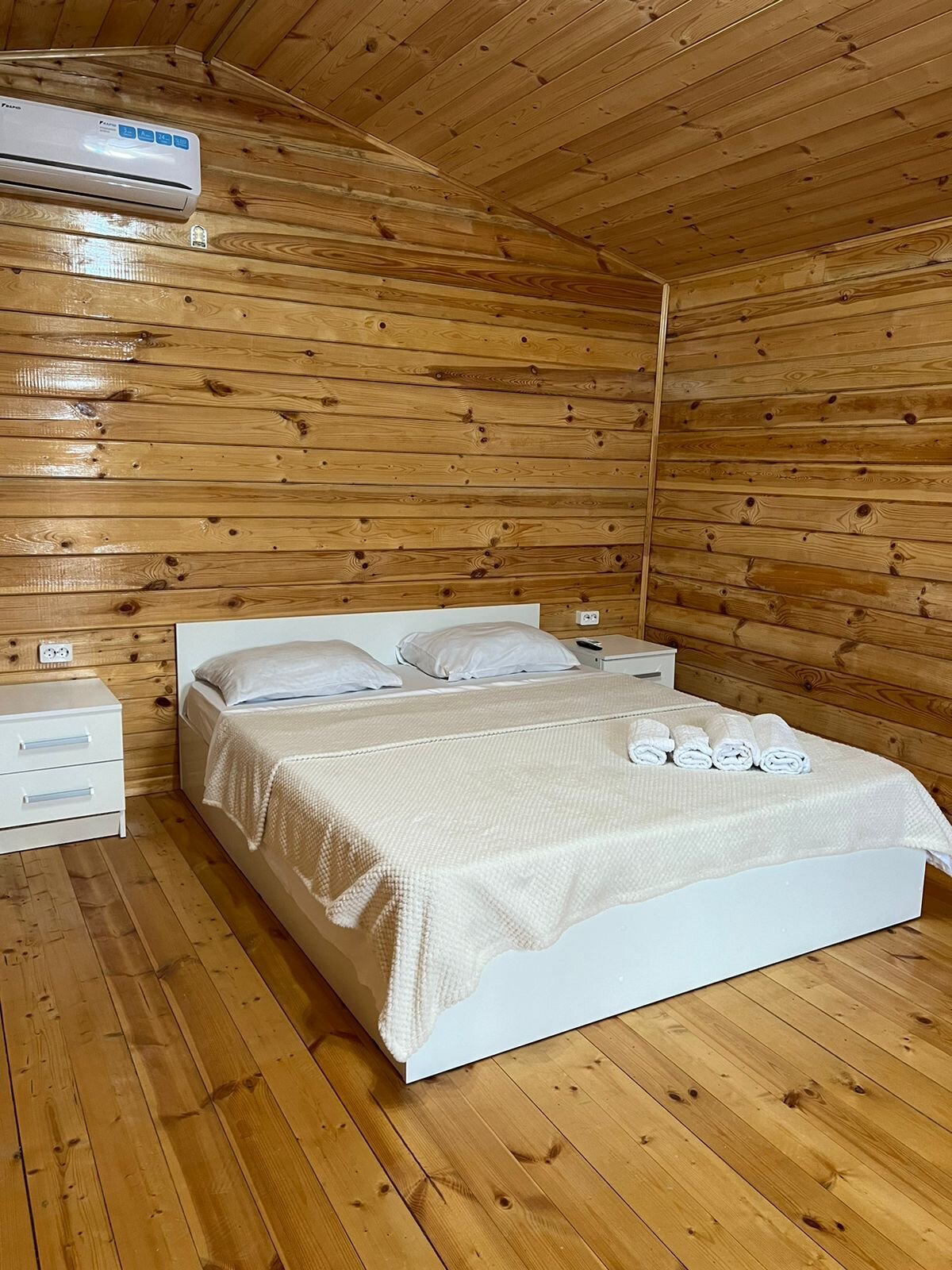 Двухместный номер с 2 отдельными кроватями и ванной