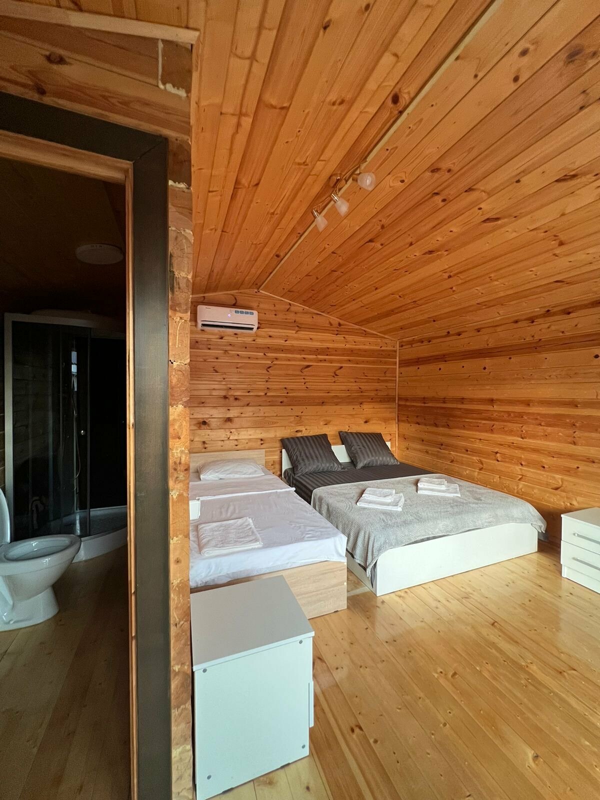 Двухместный номер с 2 отдельными кроватями и ванной