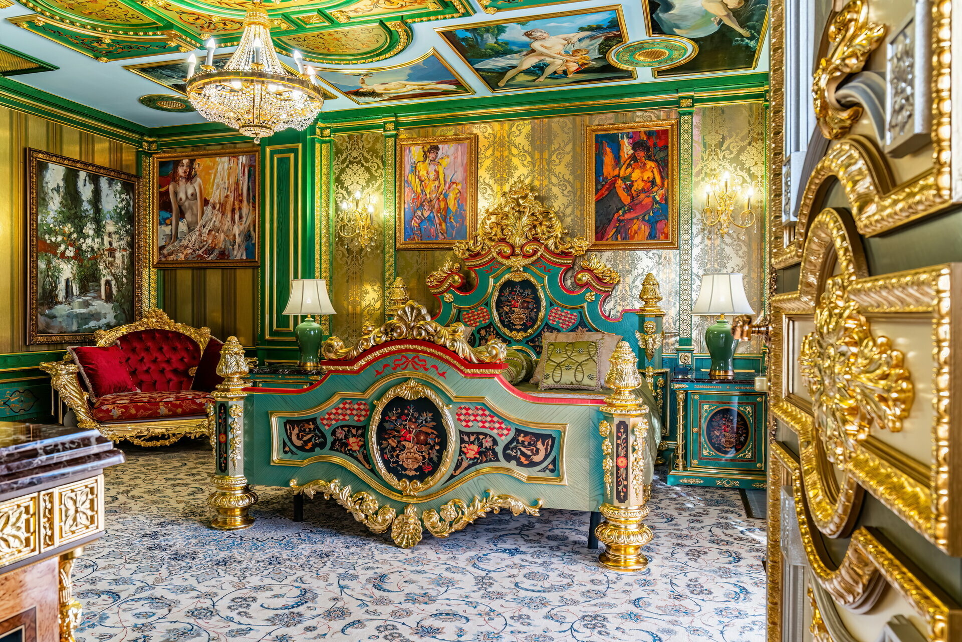 Люкс с балконом