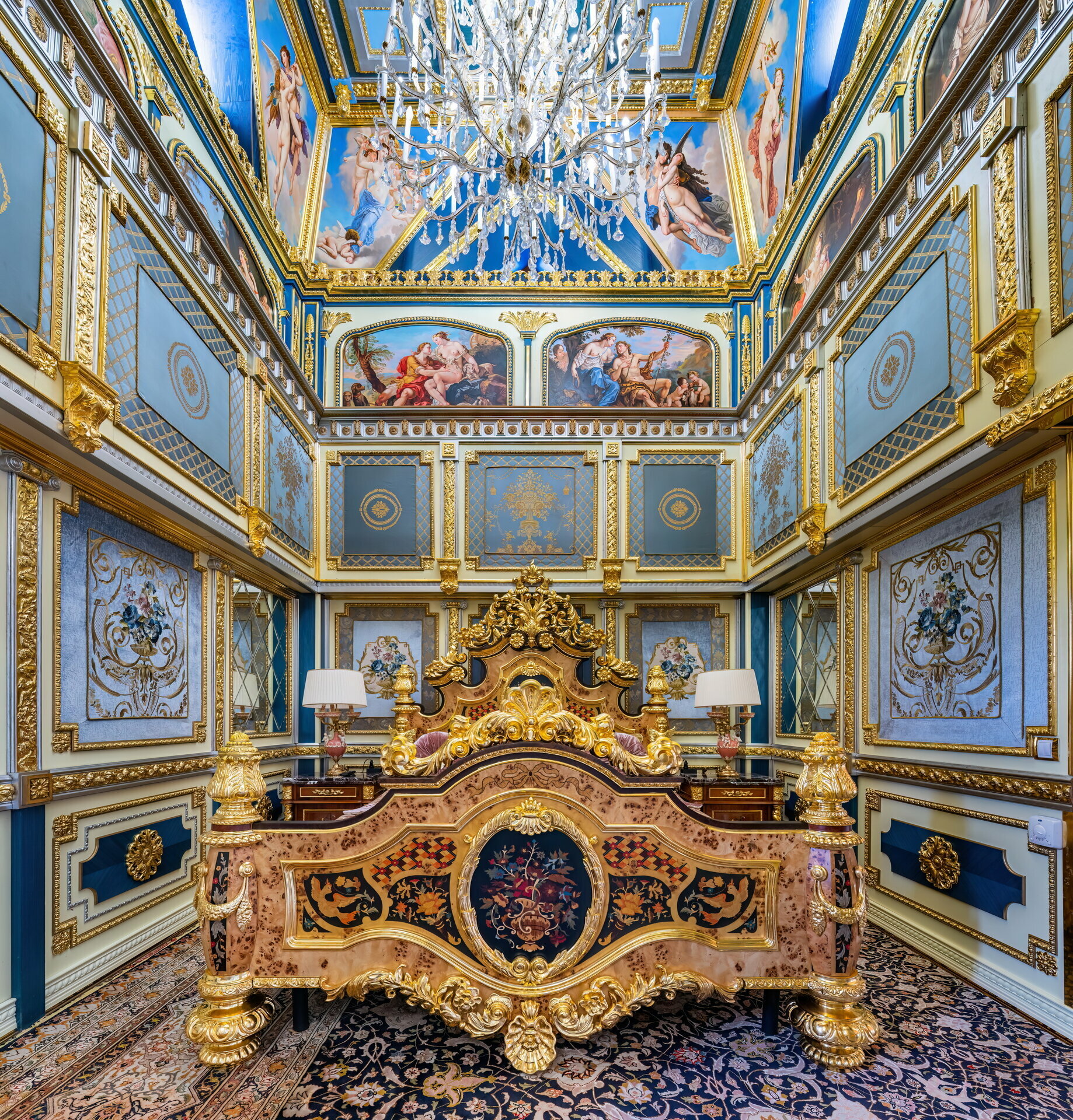 Люкс с кроватью размера "queen-size" и гидромассажной ванной