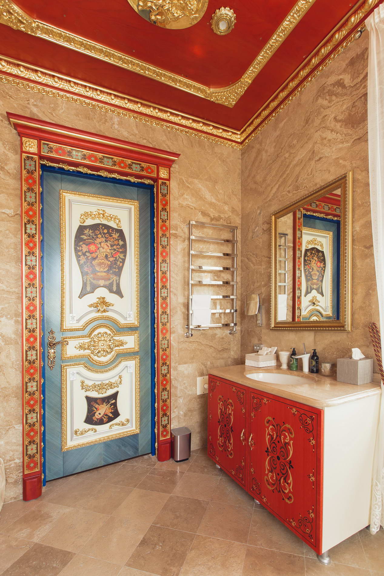 Люкс с кроватью размера «king-size» и видом на море