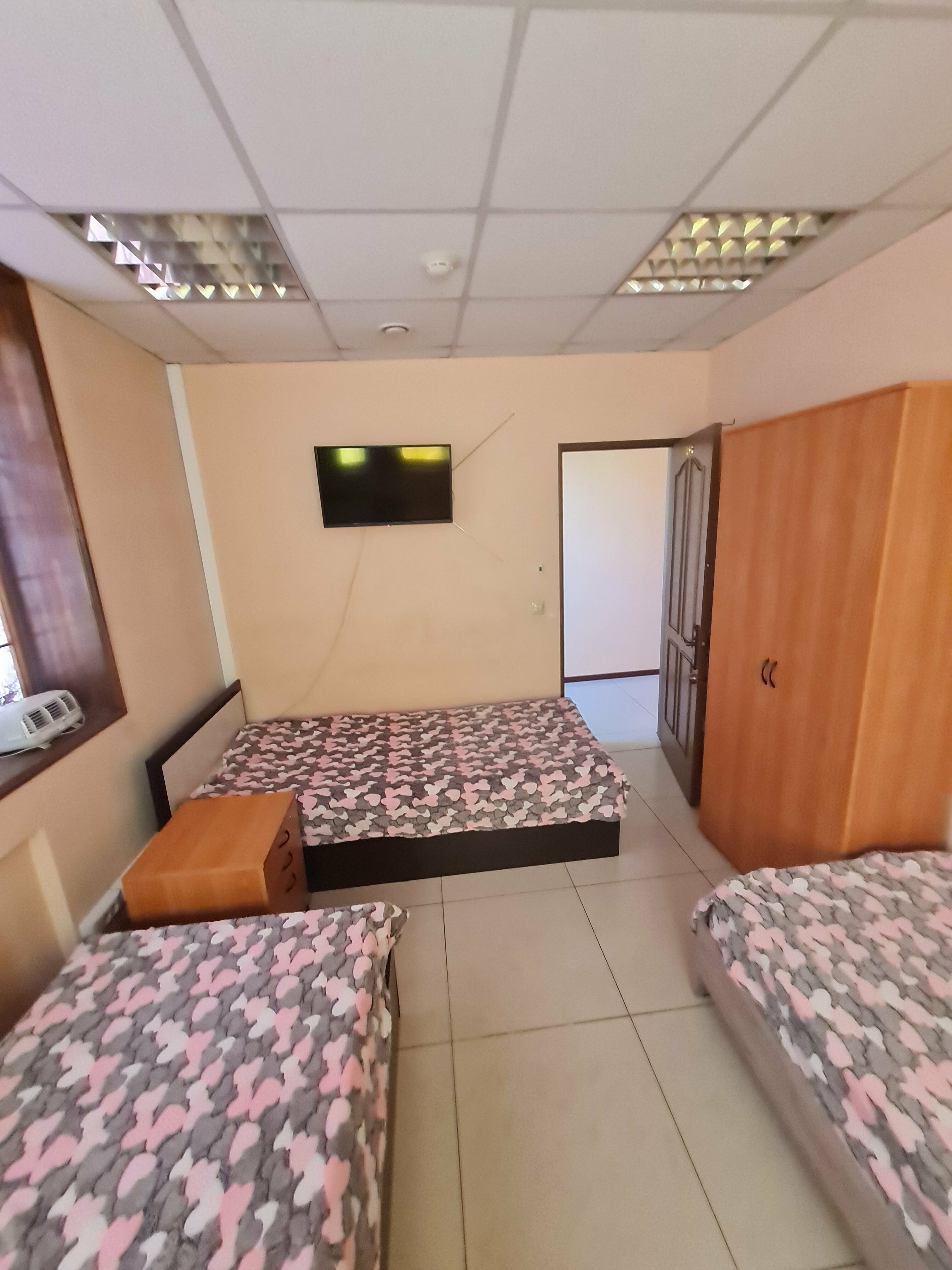 Бюджетный трехместный номер