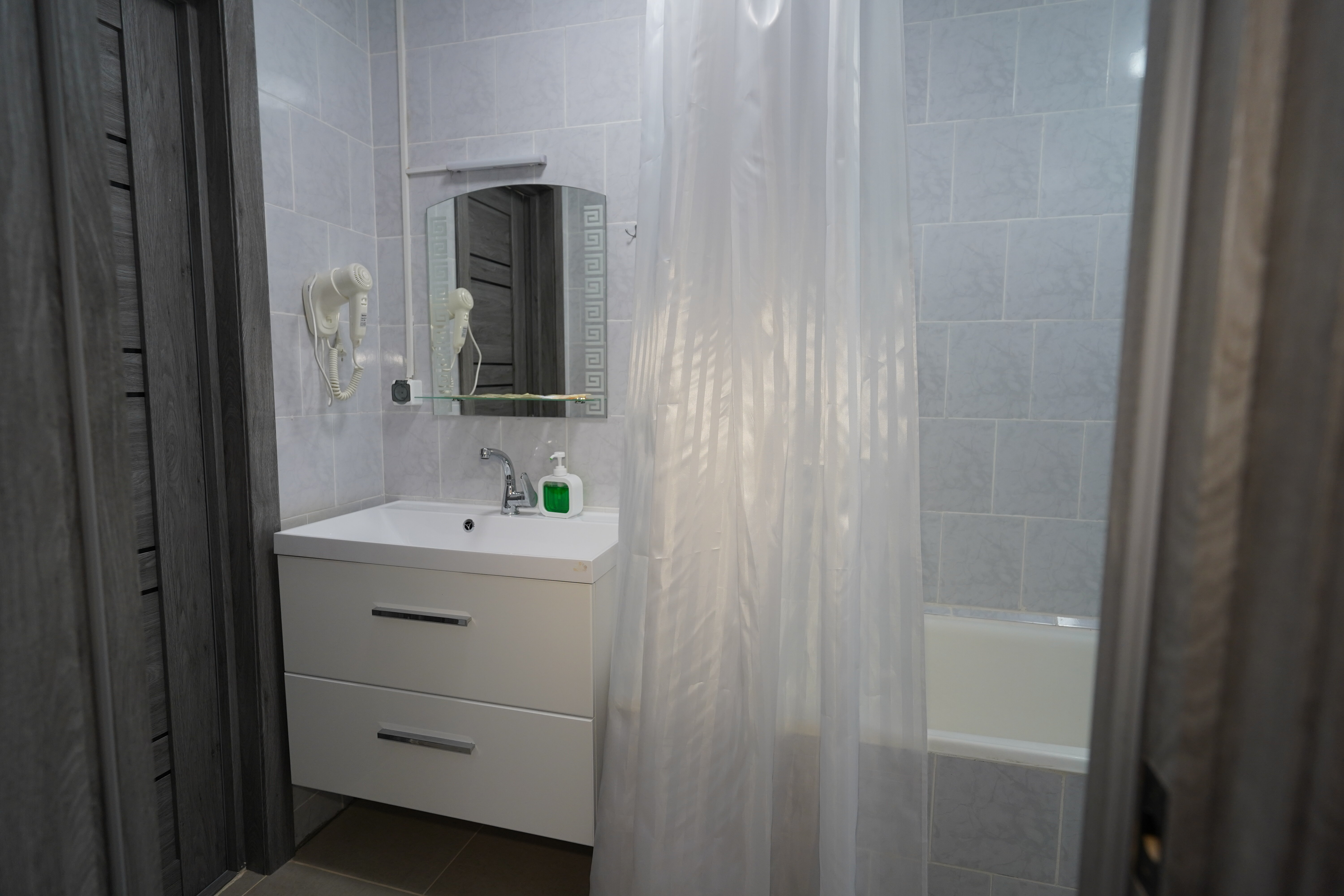 Улучшенный четырехместный номер