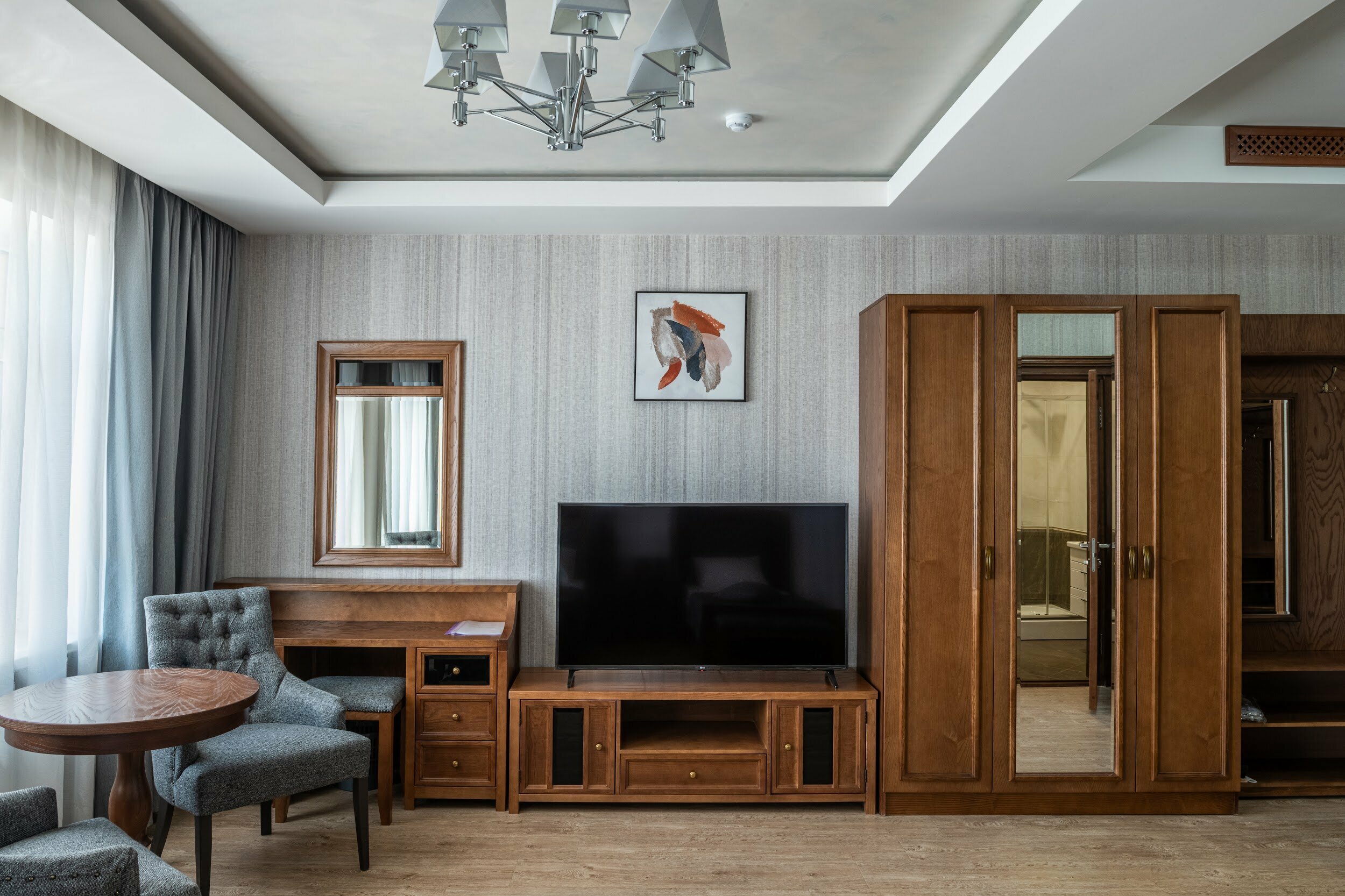 Просторный двухместный номер с 2 отдельными кроватями