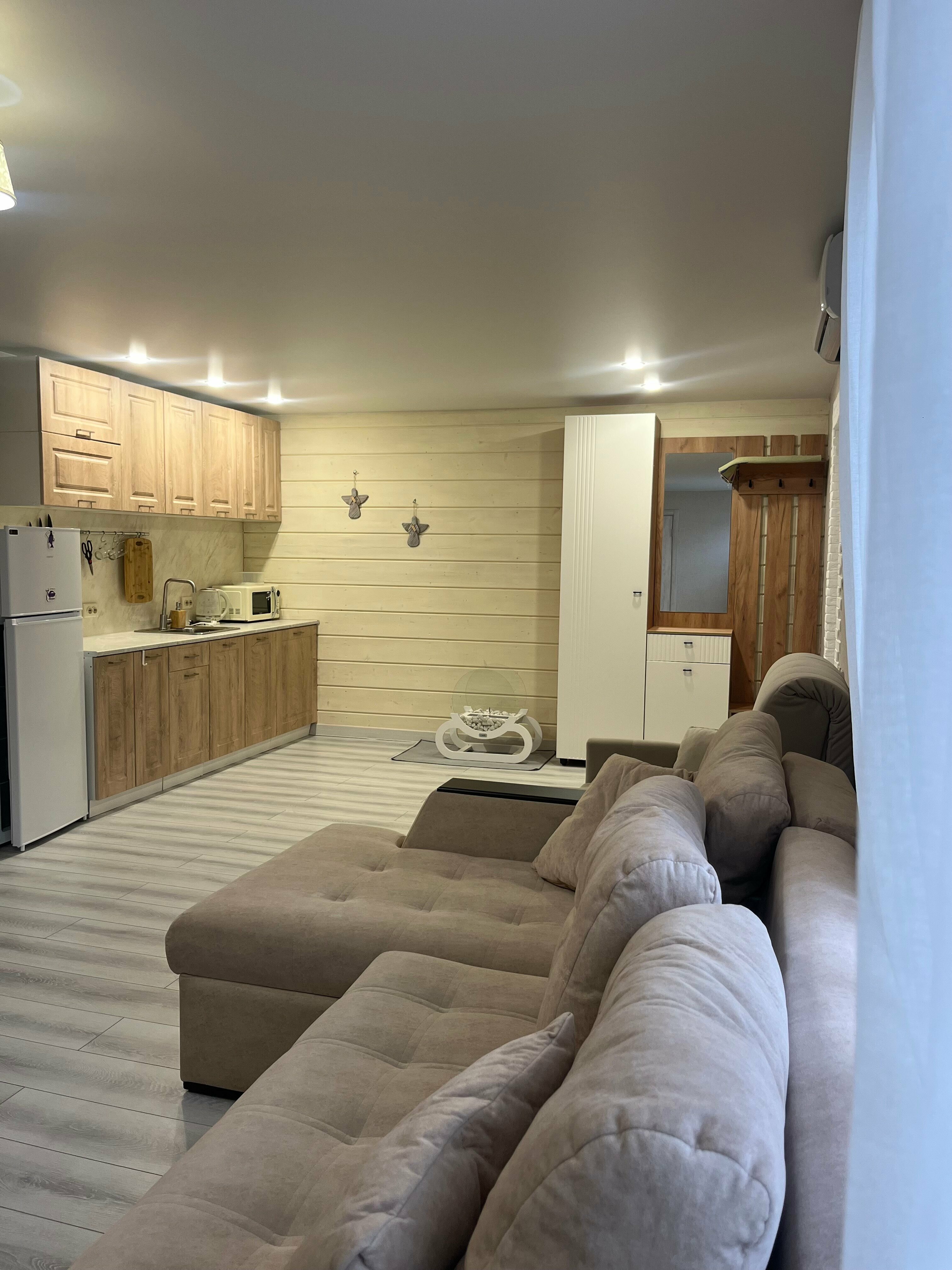 Четырехместный номер с ванной комнатой