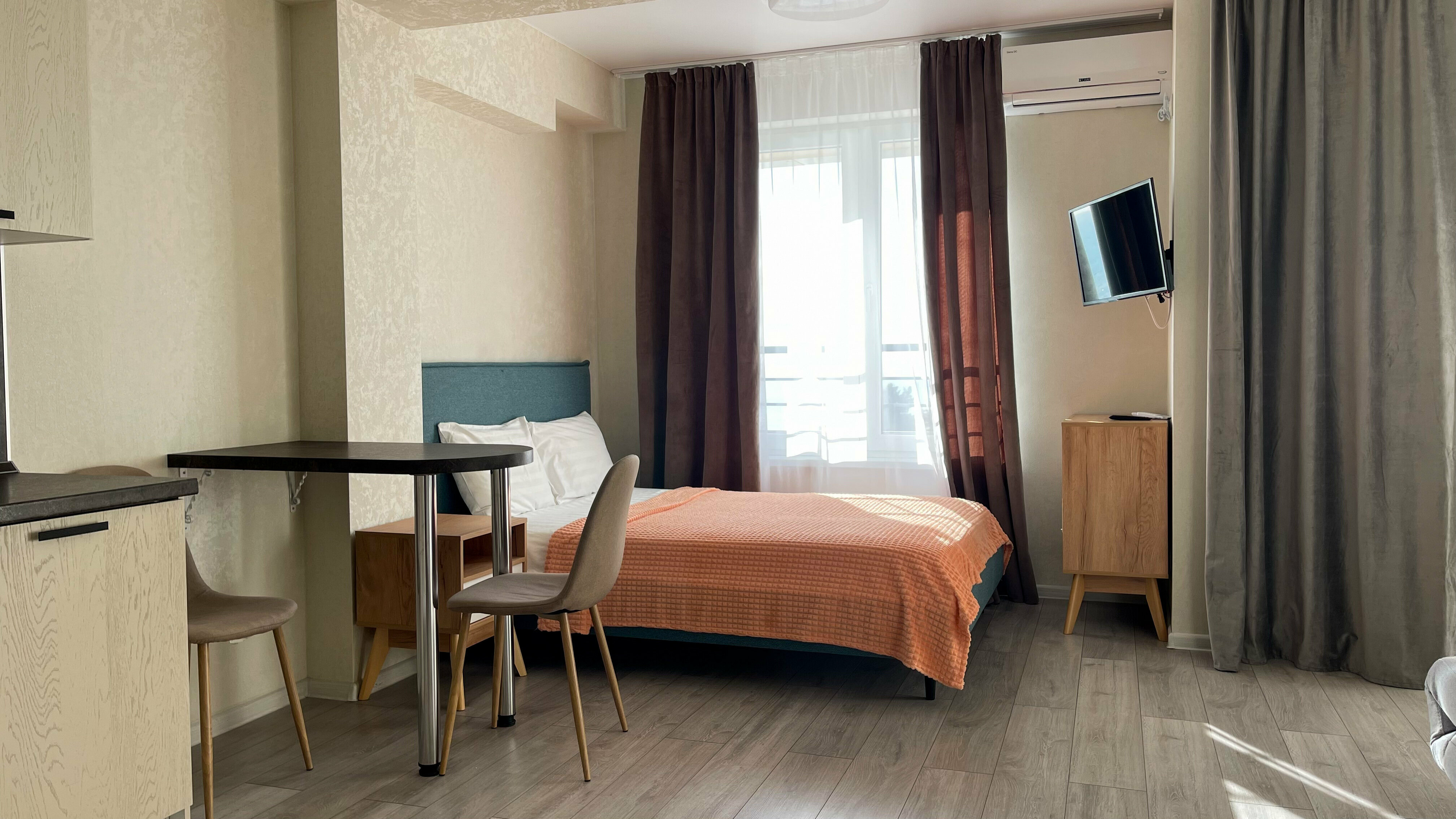 Апартаменты с балконом