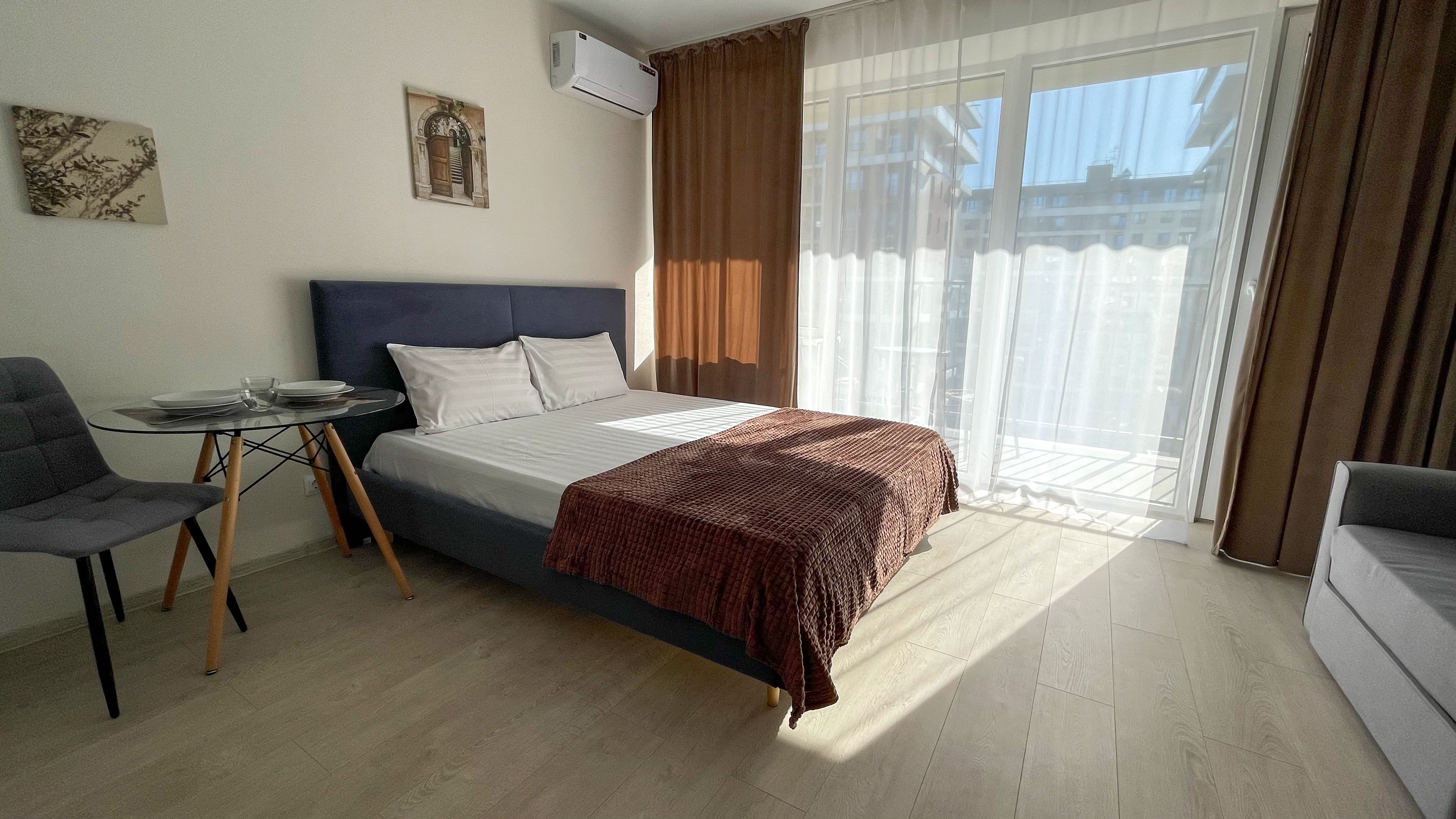 Апартаменты с балконом