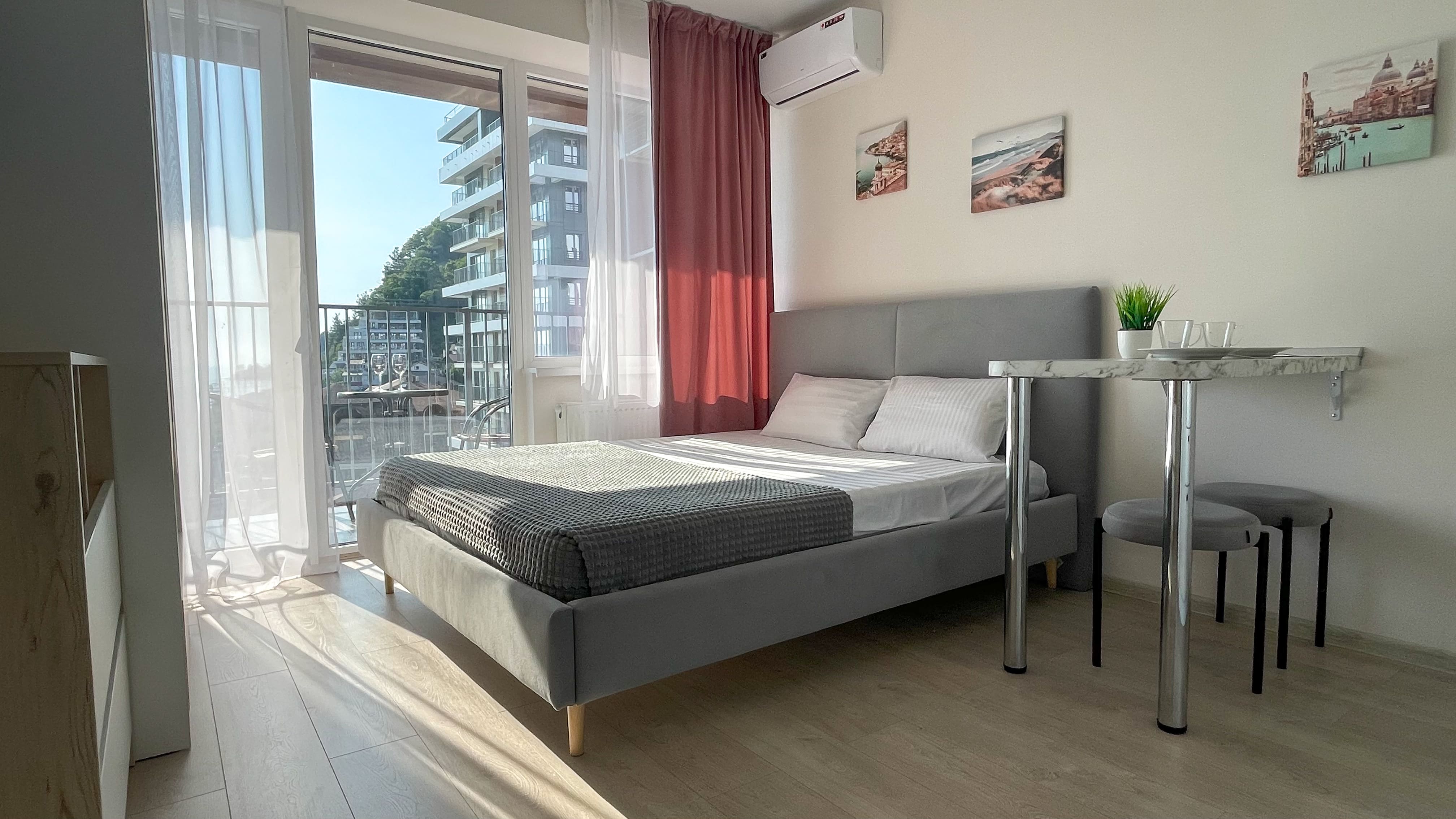 Апартаменты с видом на море