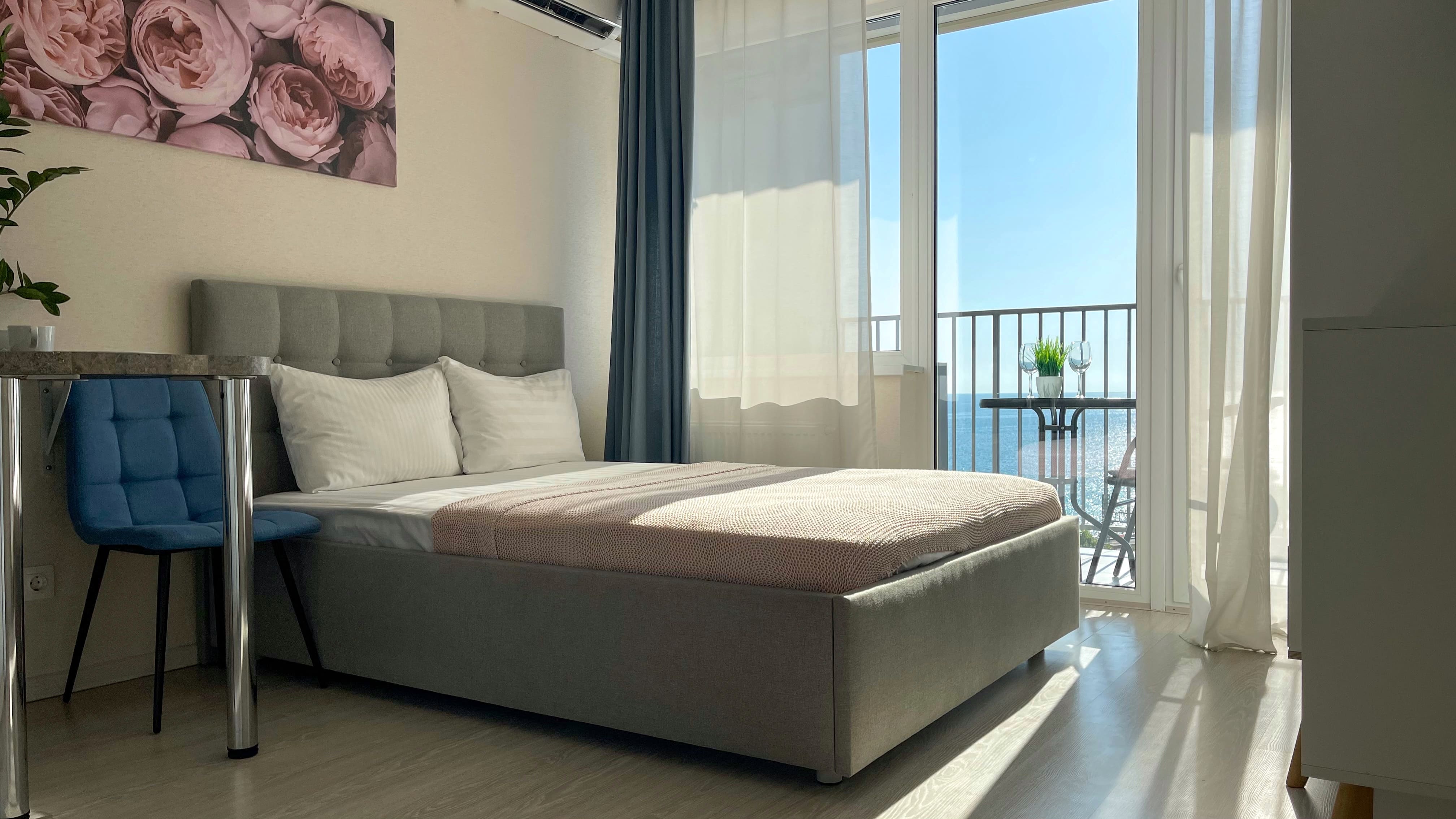 Апартаменты с балконом