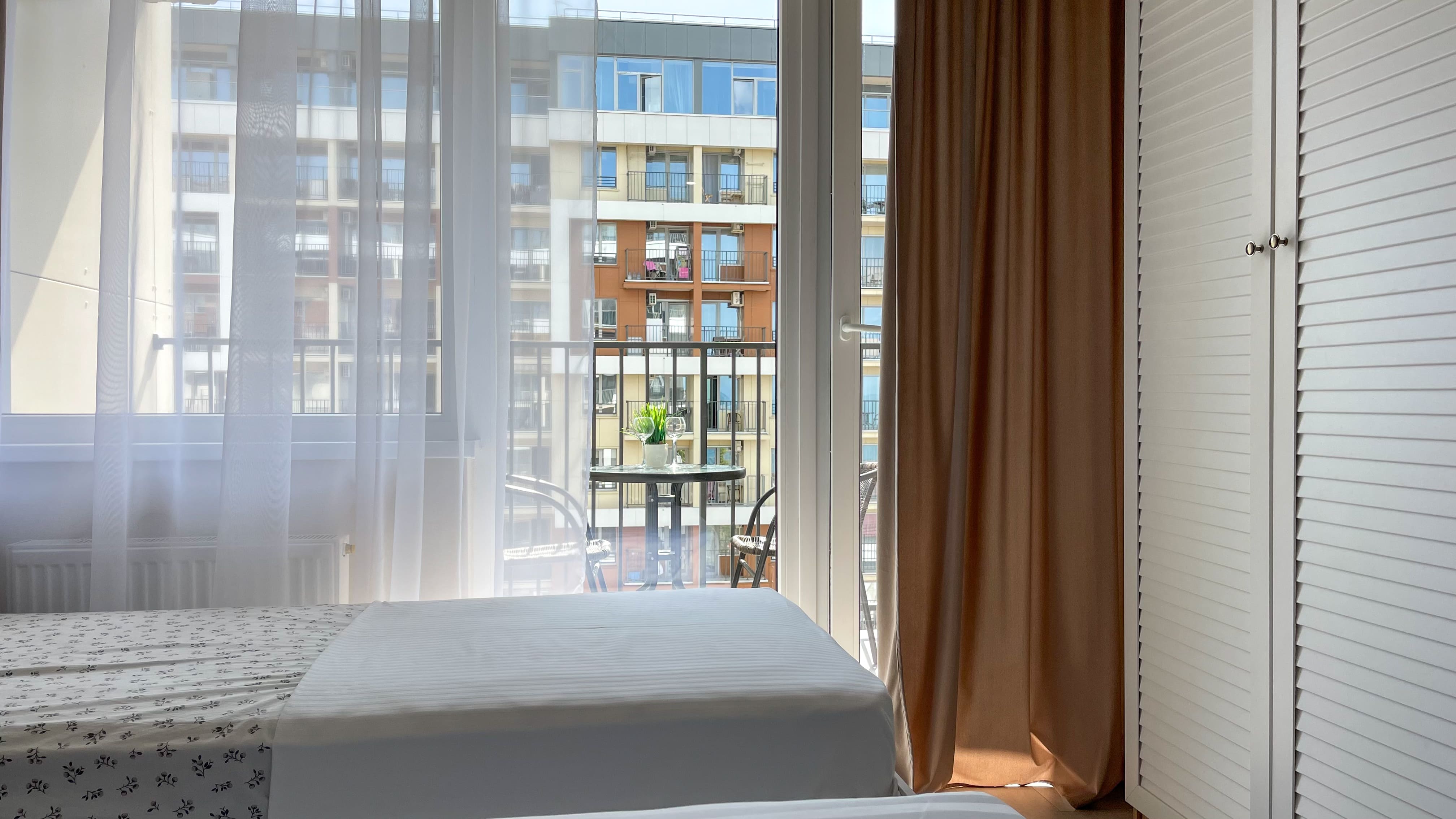 Апартаменты с балконом