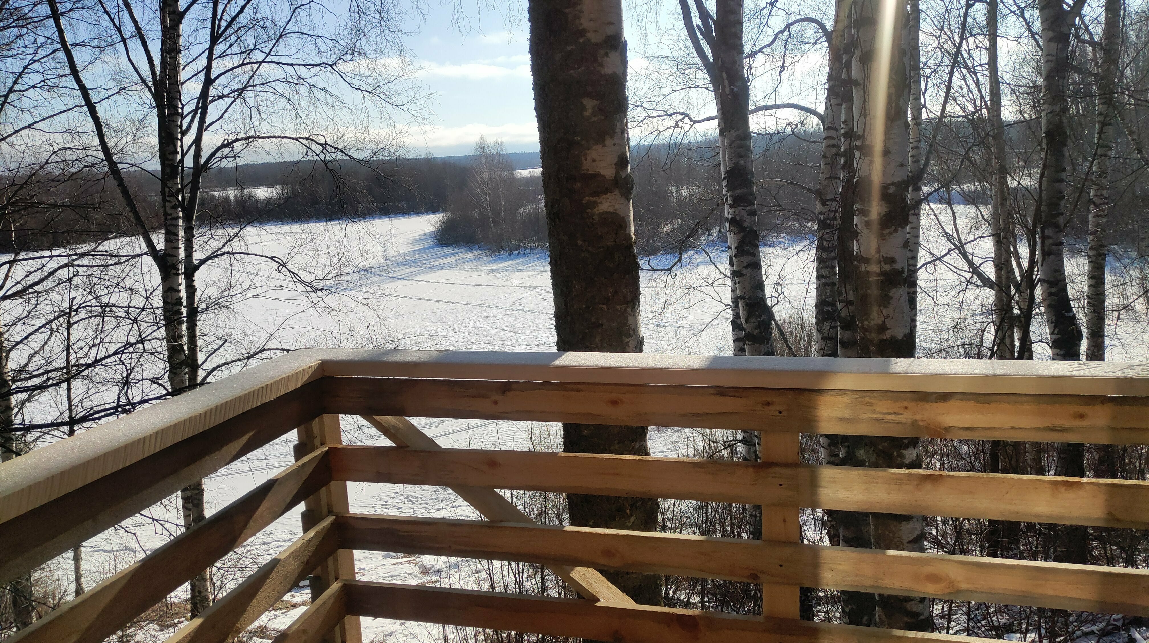 Семейный номер с видом на озеро