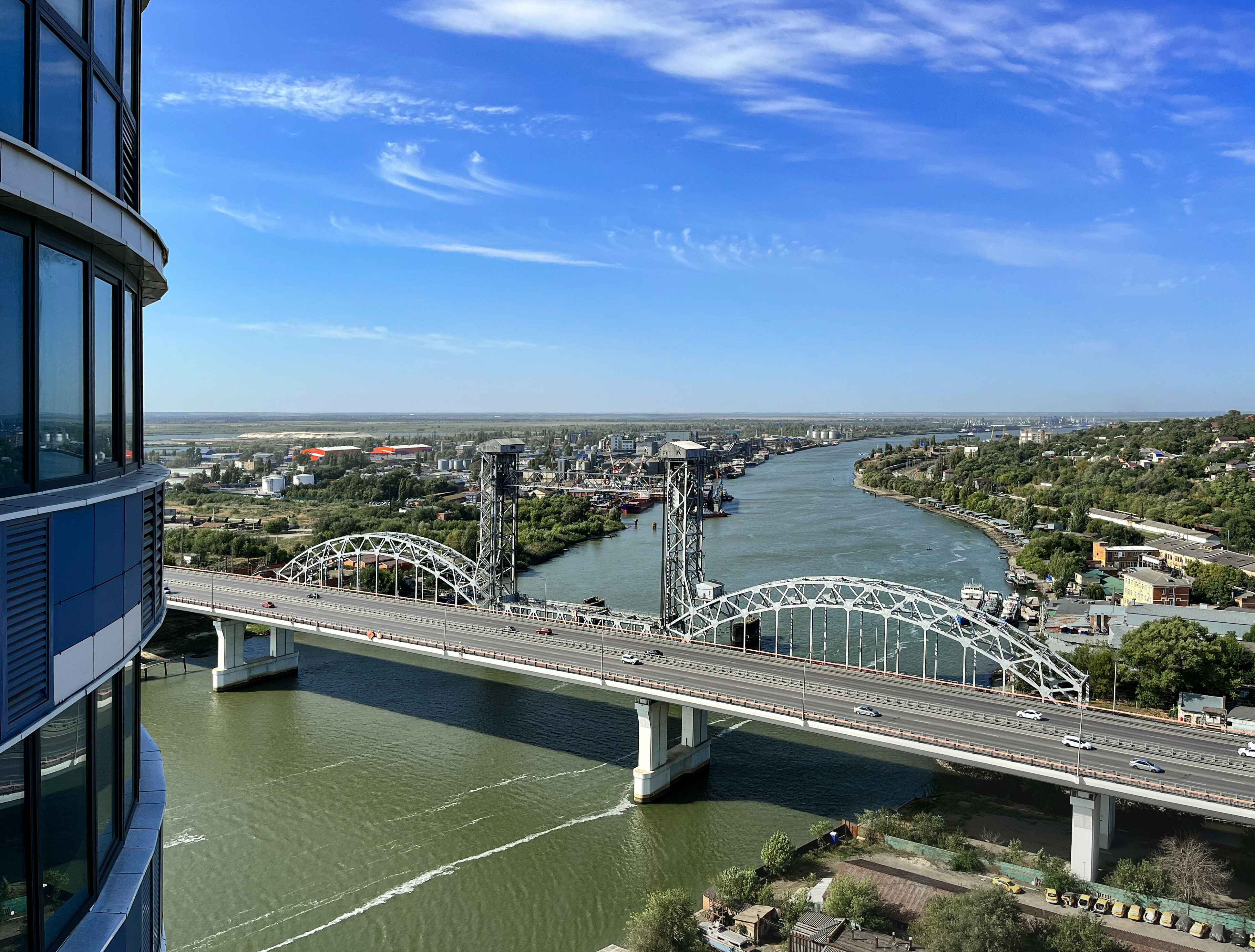 Студия с видом на ДОН (24 этаж-1)