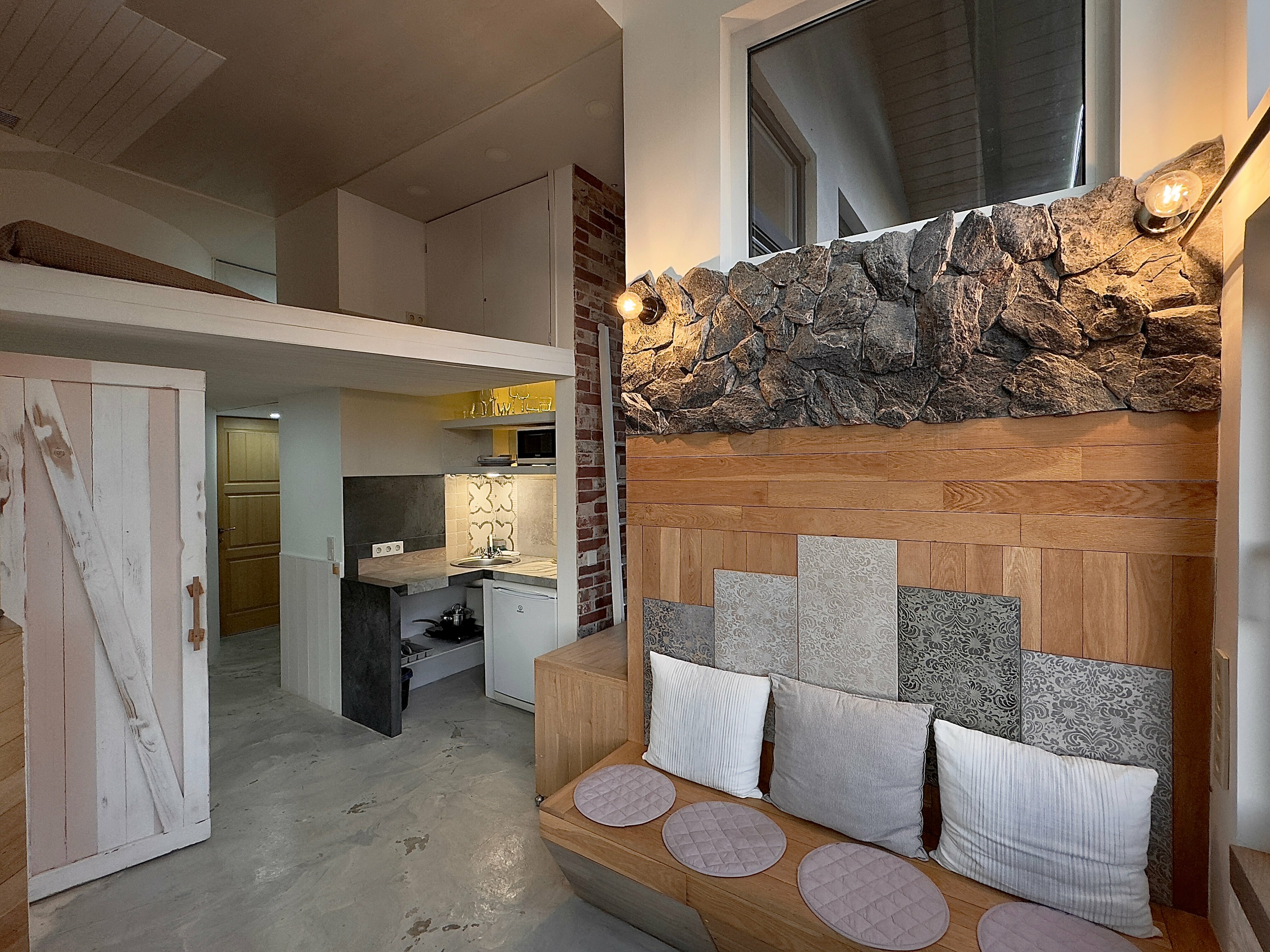 Четырехместный номер с видом на горы