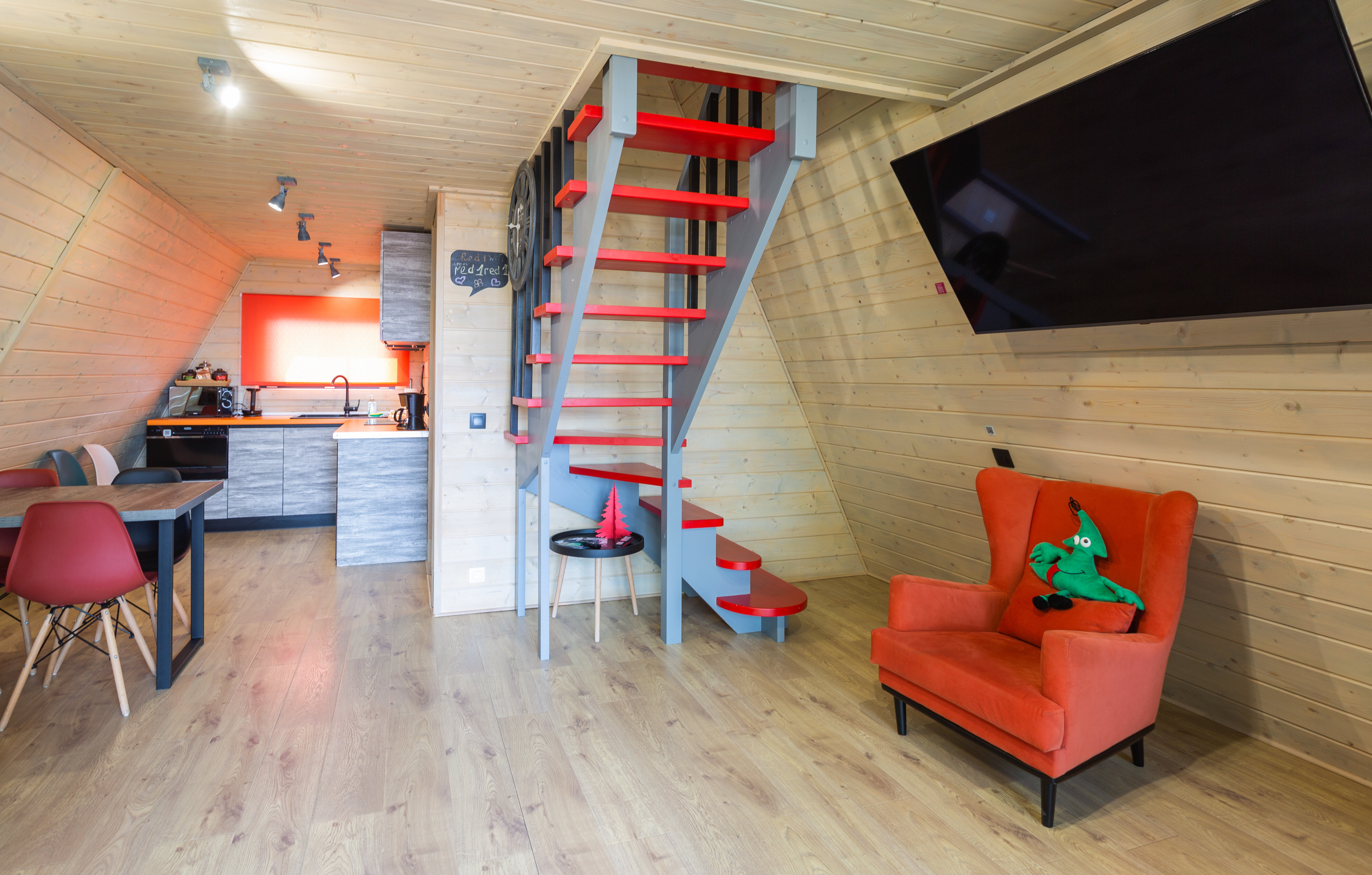 Коттедж Делюкс