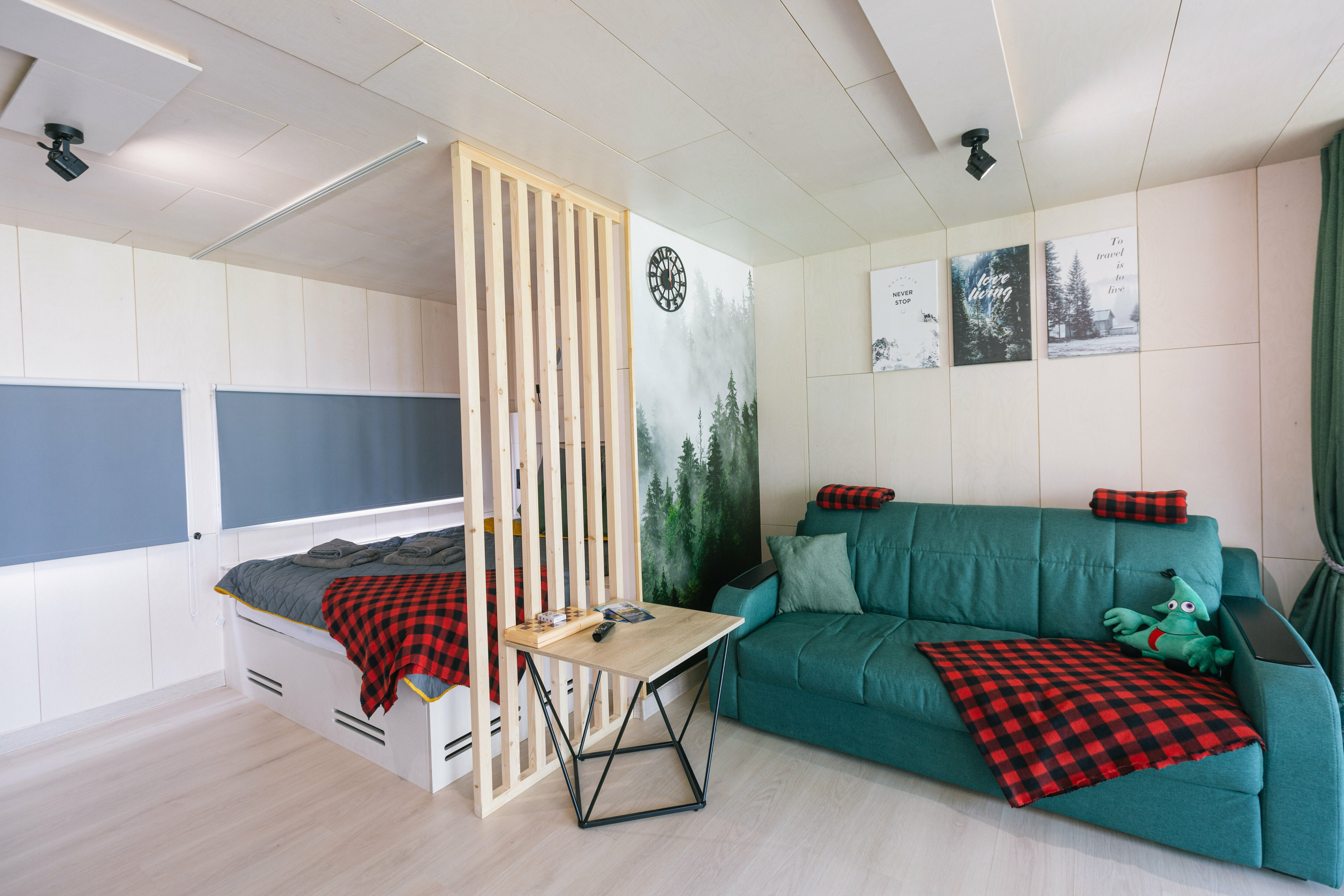 Коттедж с балконом