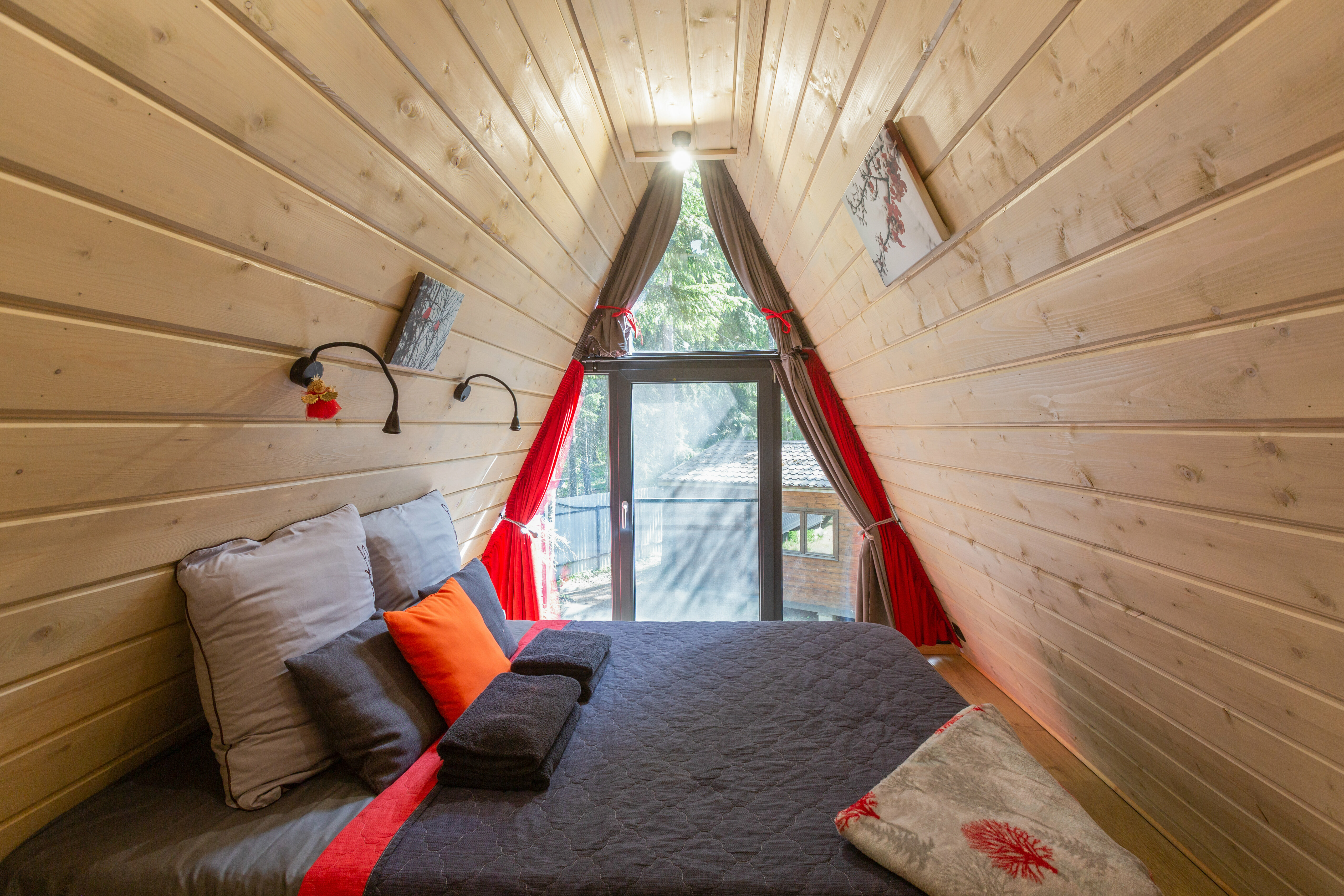 Коттедж Делюкс