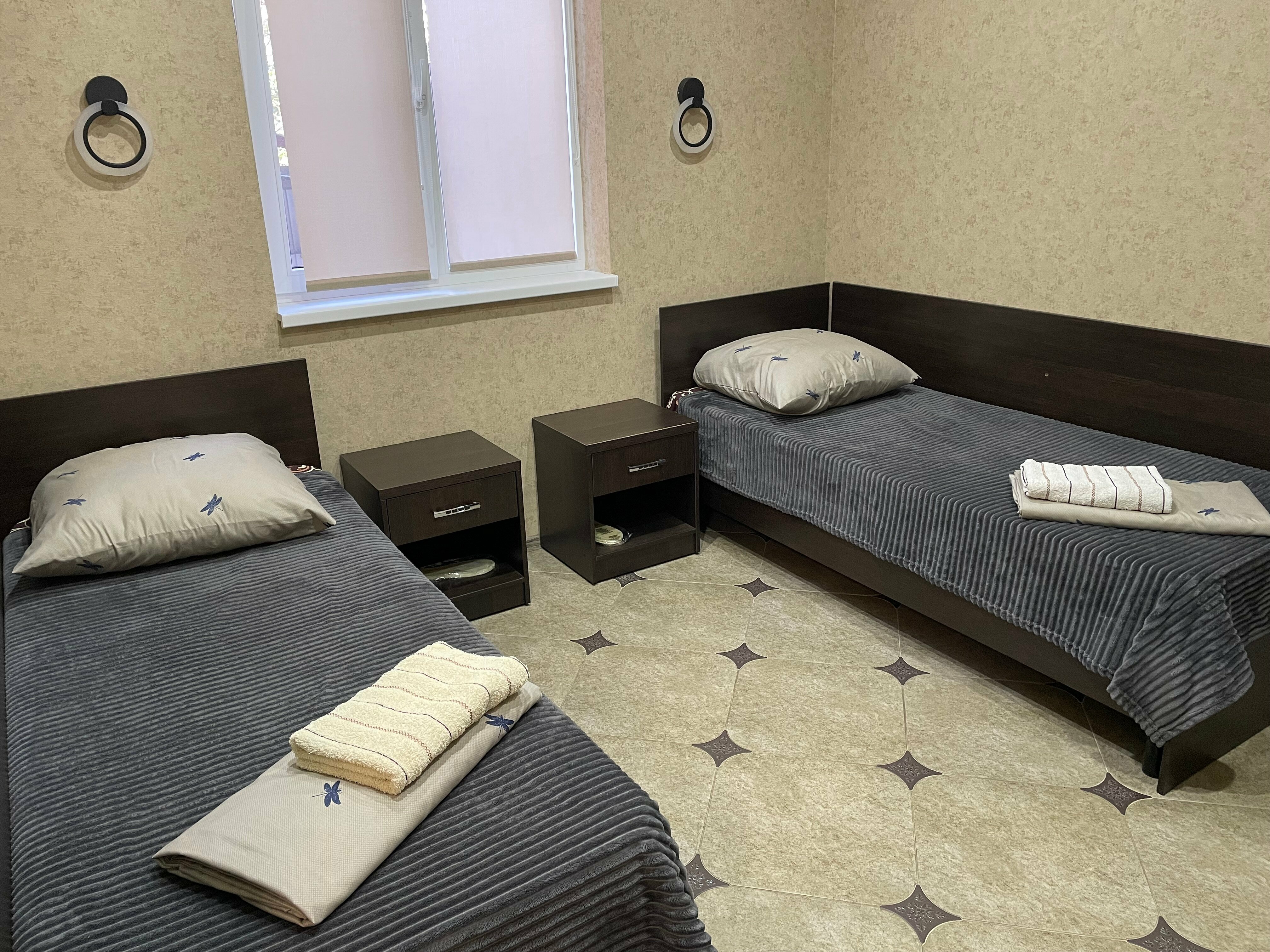 Трехместный номер с душем