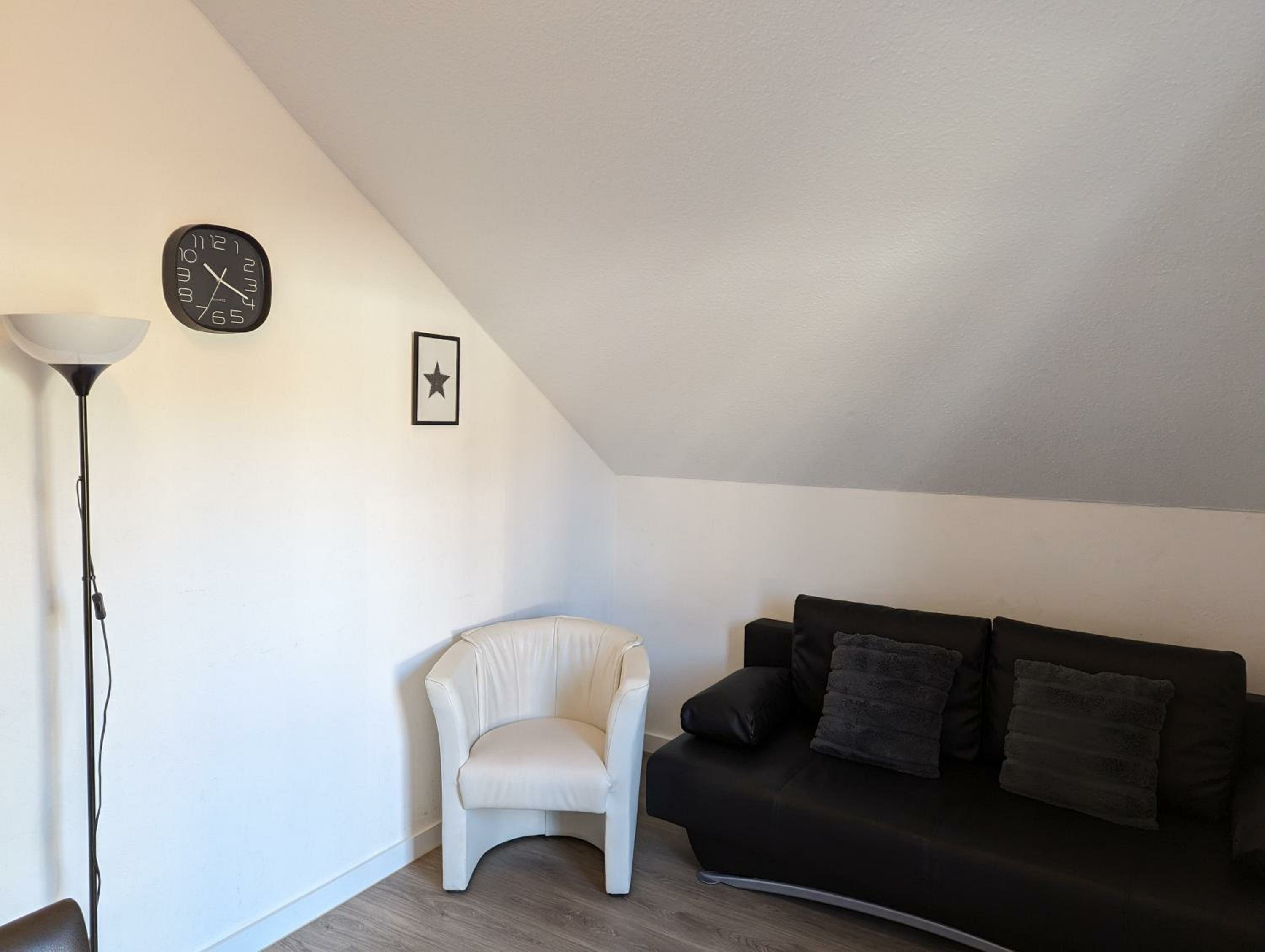 One-Bedroom Apartment (2 - 5 Adults)