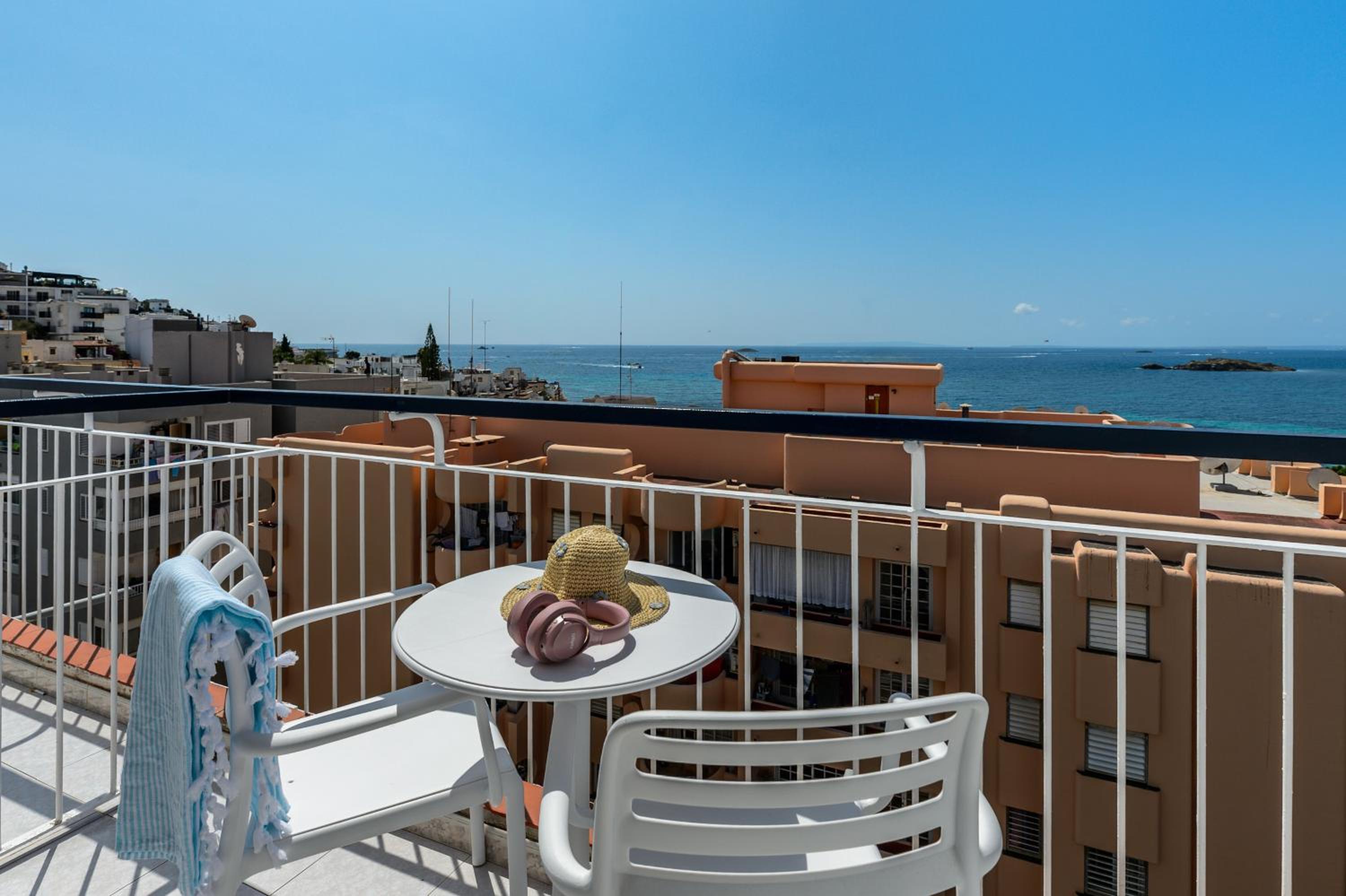 Twin Room with Sea View
