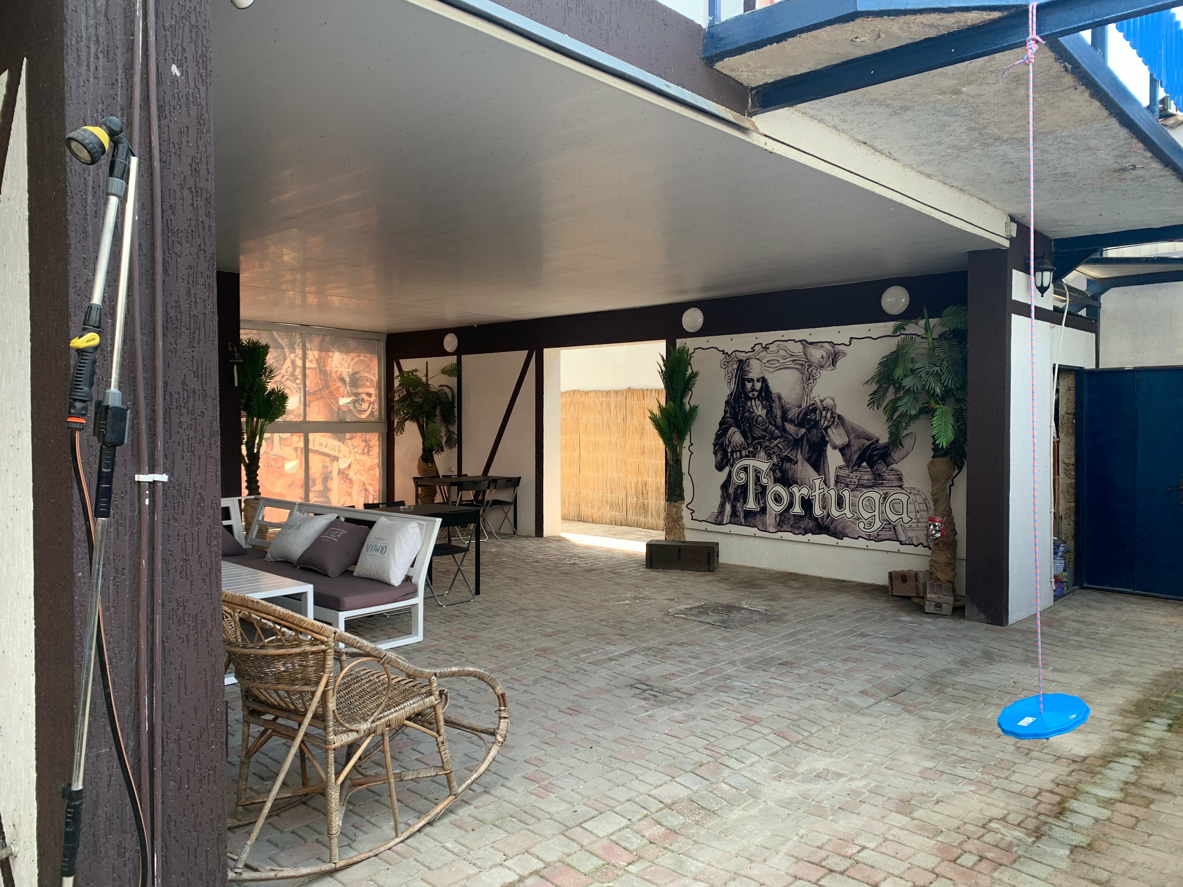 Трехместный номер «Комфорт» с душем