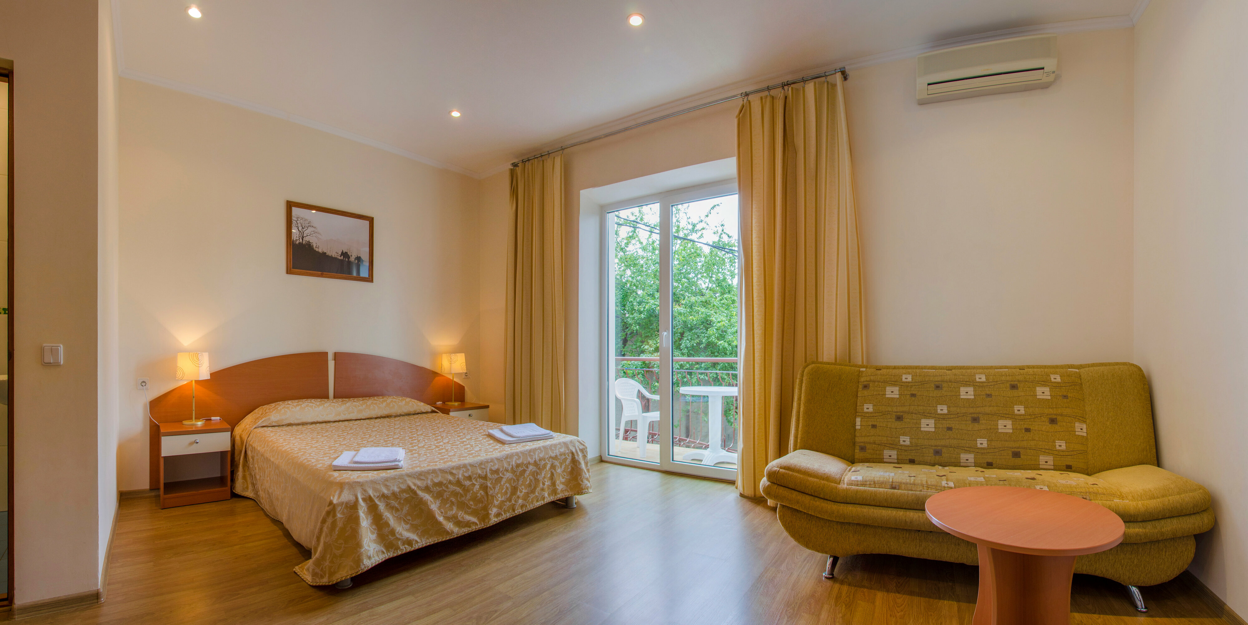 Семейный полулюкс