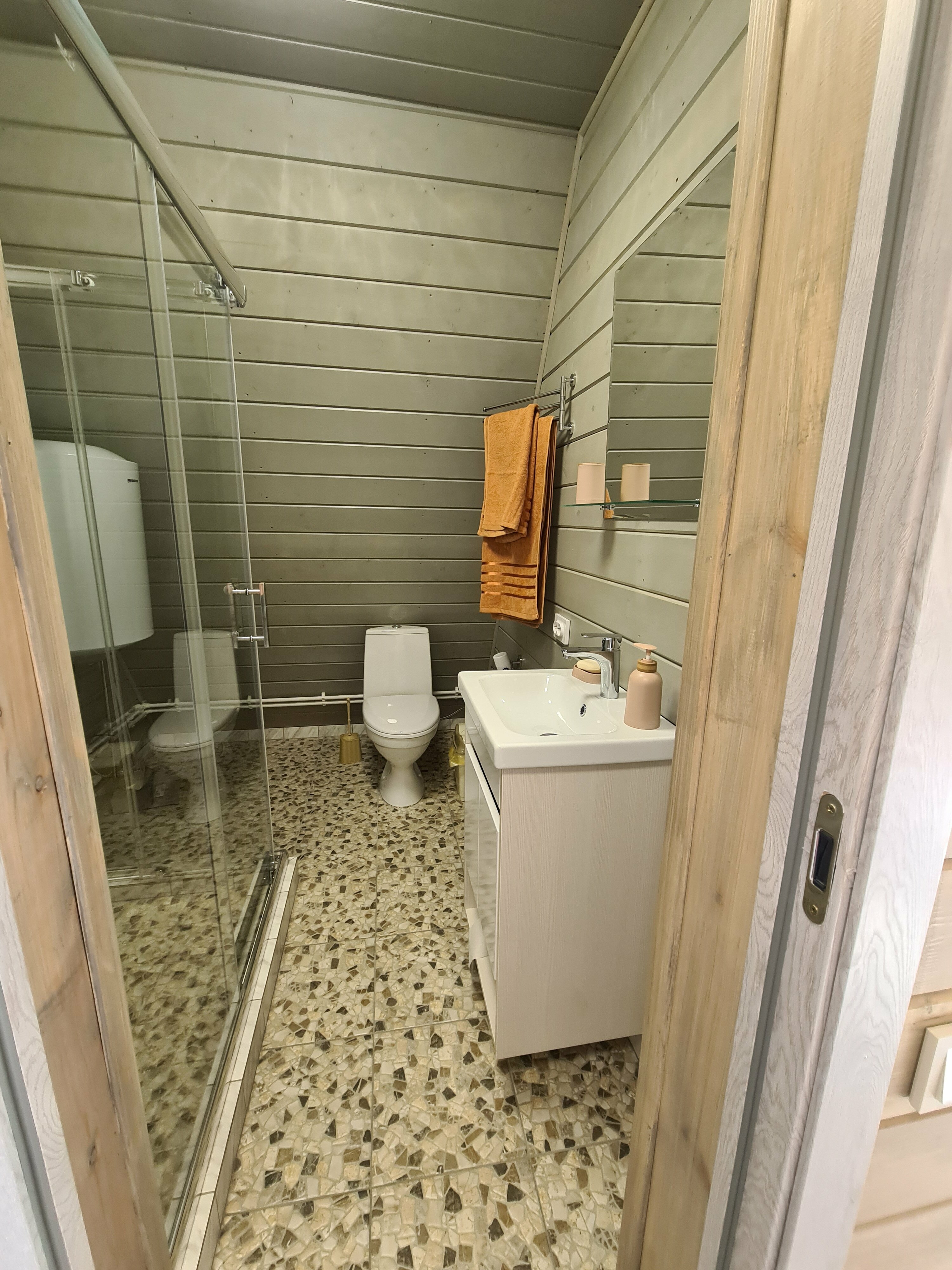 Дом с видом на лес