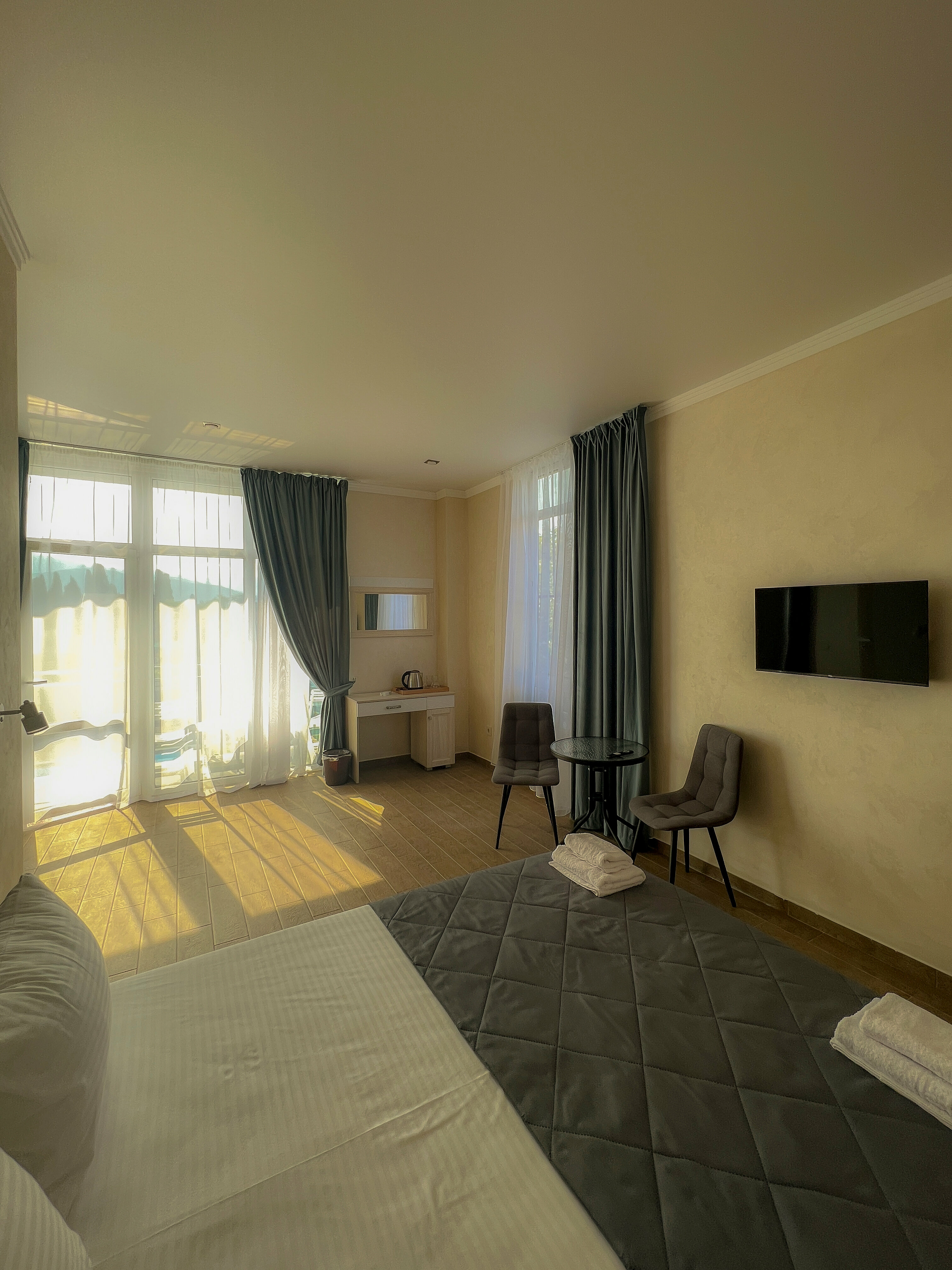 Четырехместный номер с видом на сад