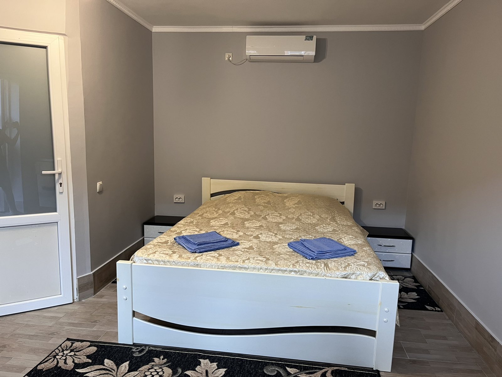 Улучшенный номер с кроватью размера «king-size»