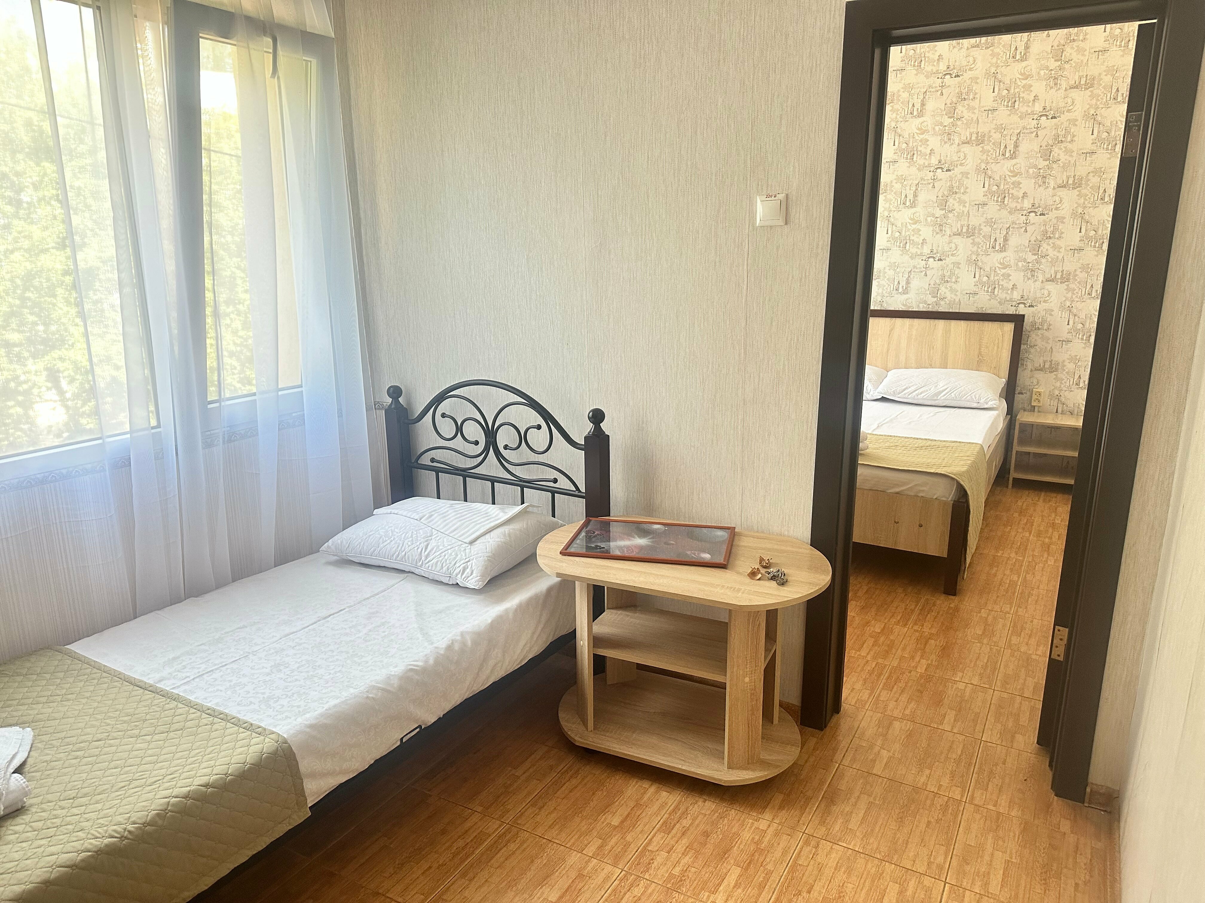 Бюджетный трехместный номер