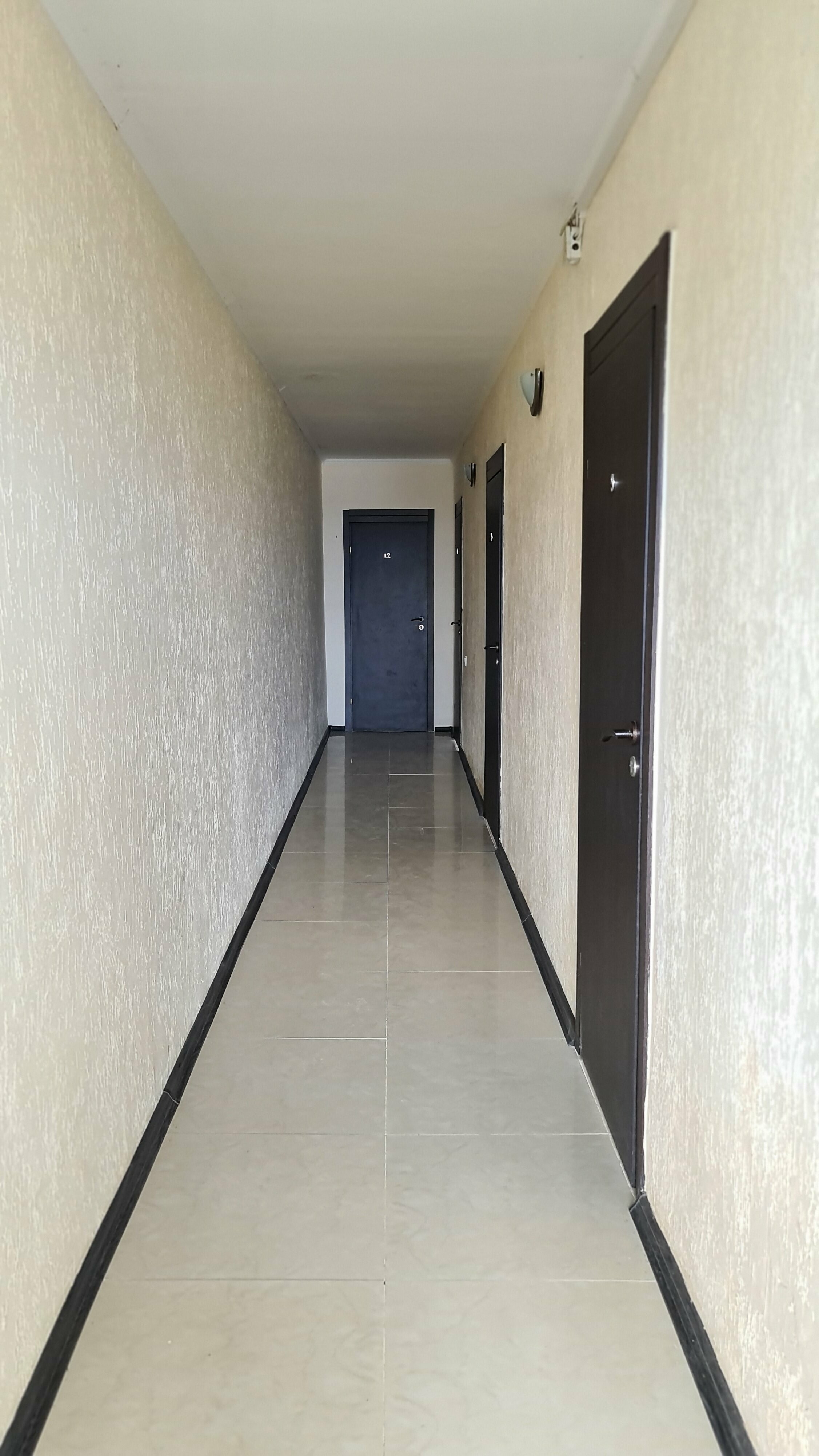 Трехместный номер с балконом