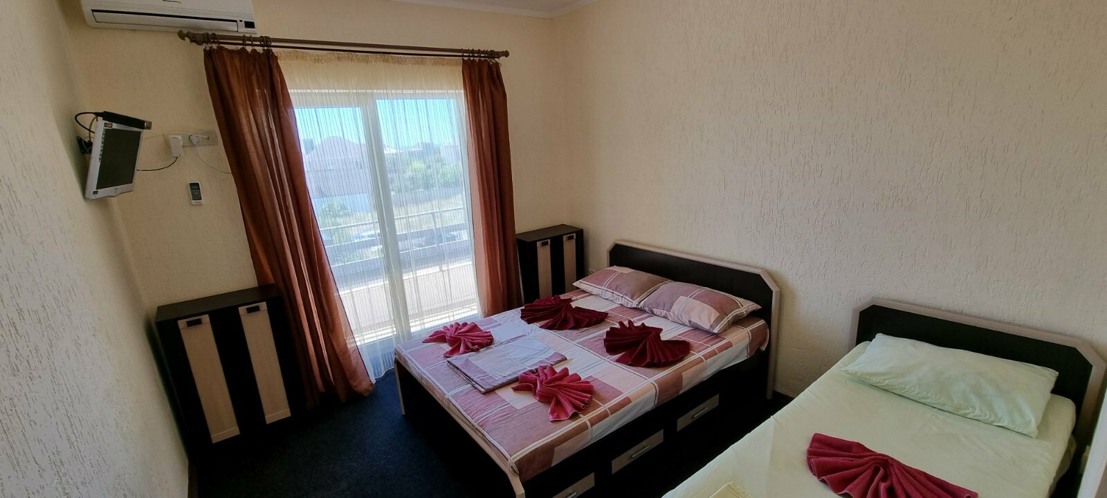 Трехместный номер Делюкс