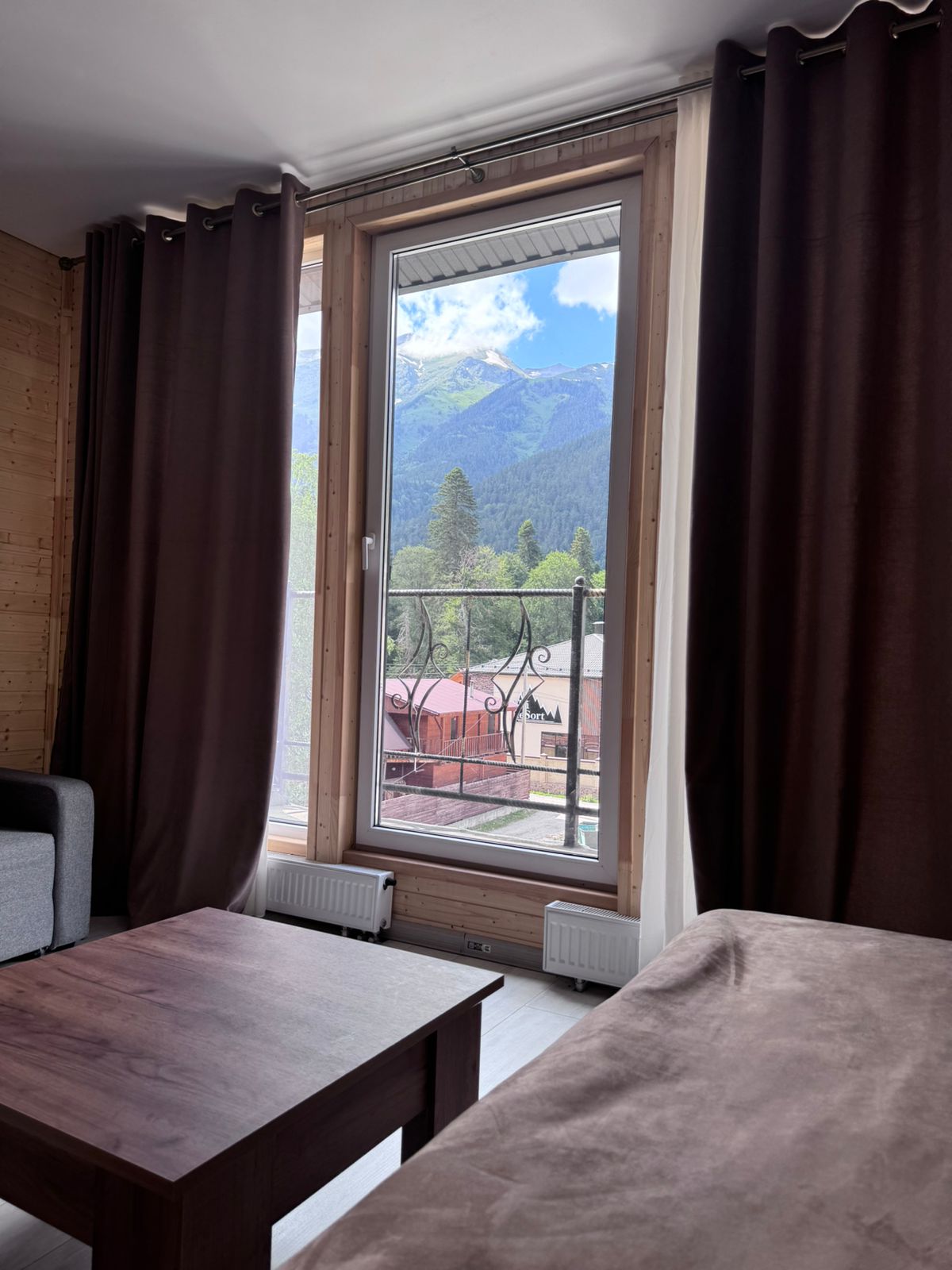 Люкс с балконом