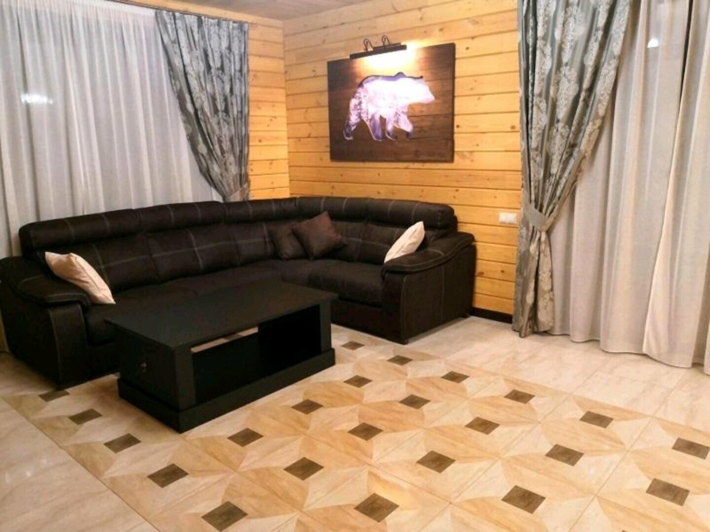 Коттедж с видом на лес