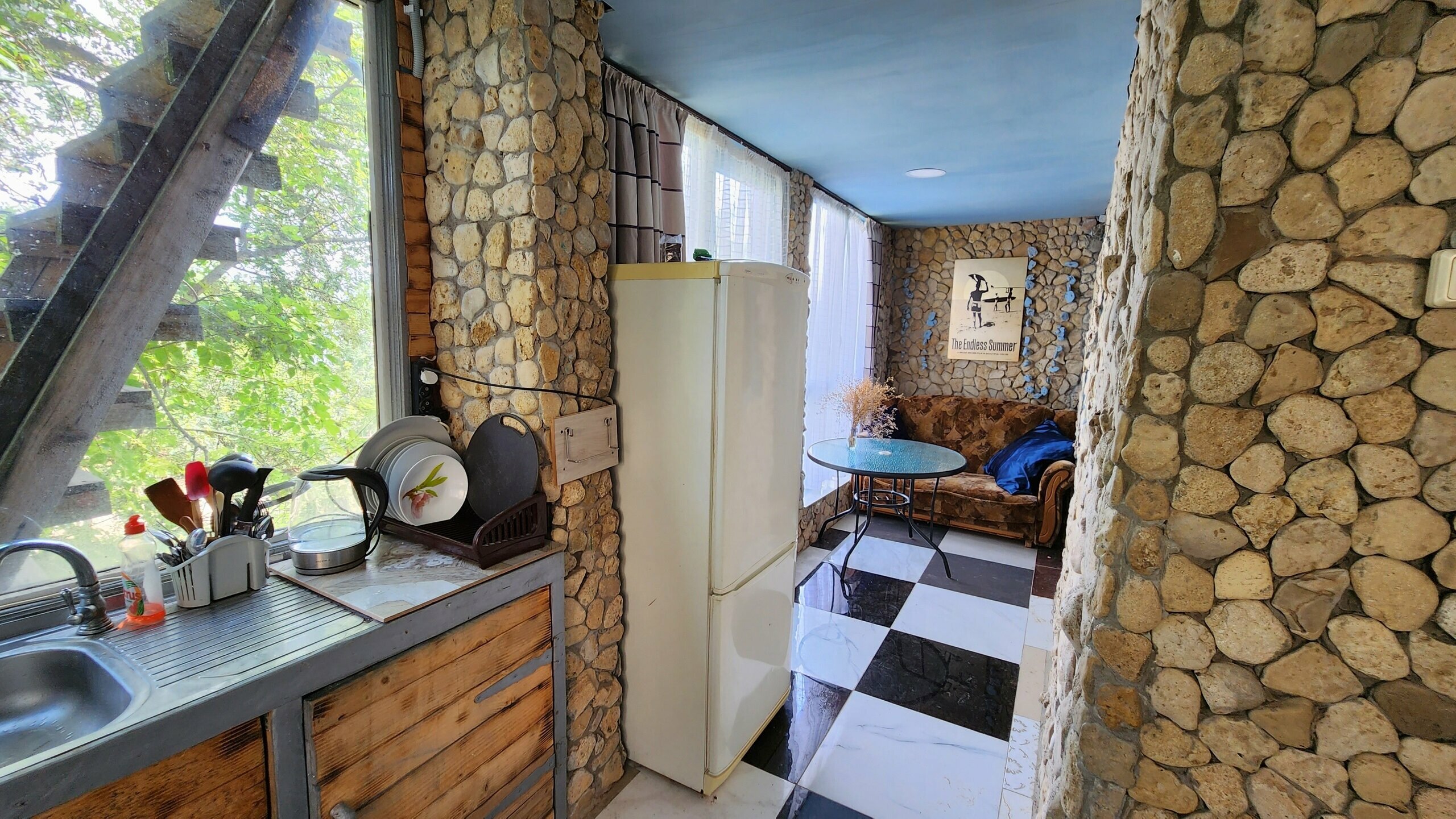 Четырехместный номер с видом на сад