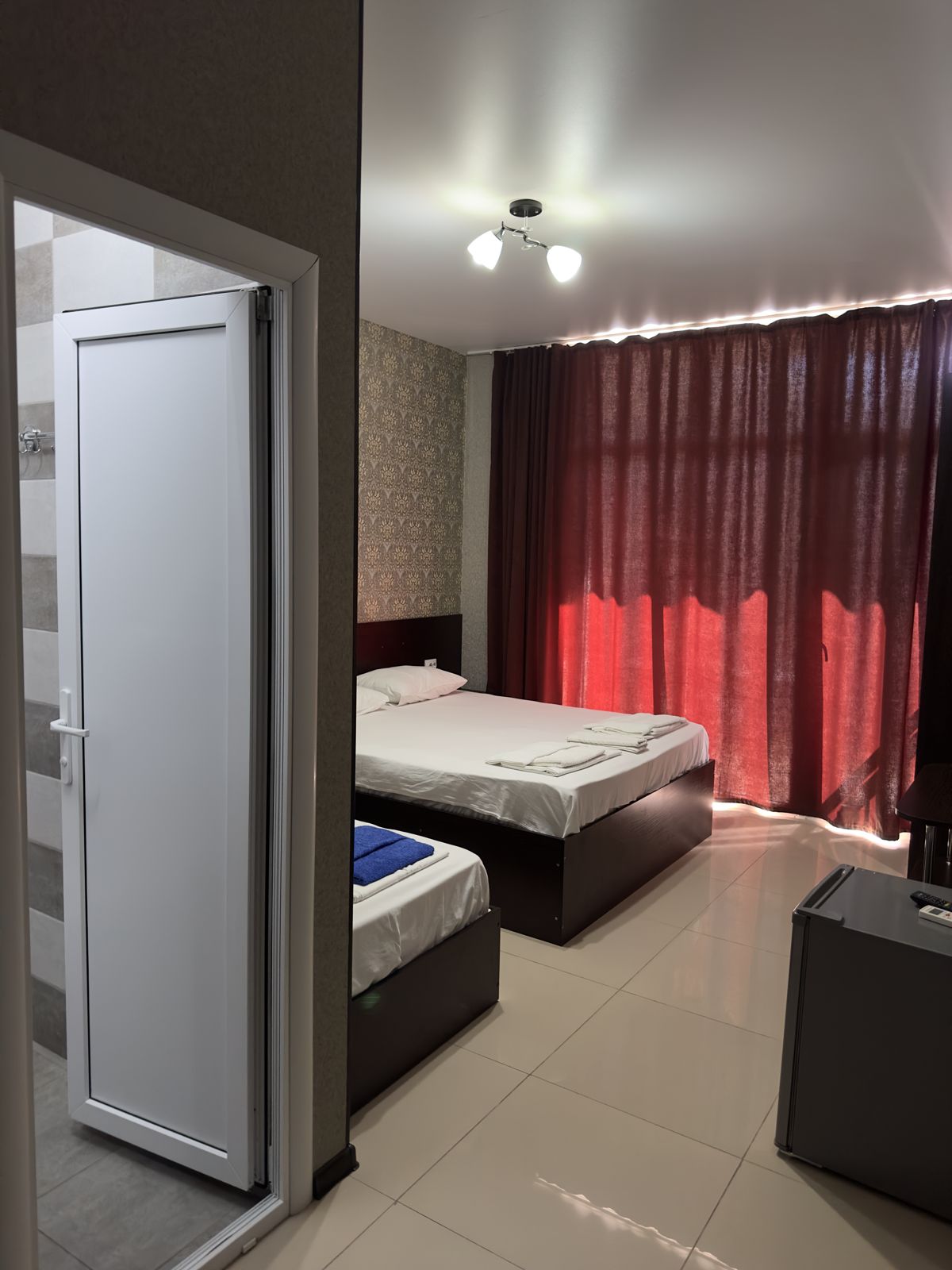 Улучшенный трехместный номер