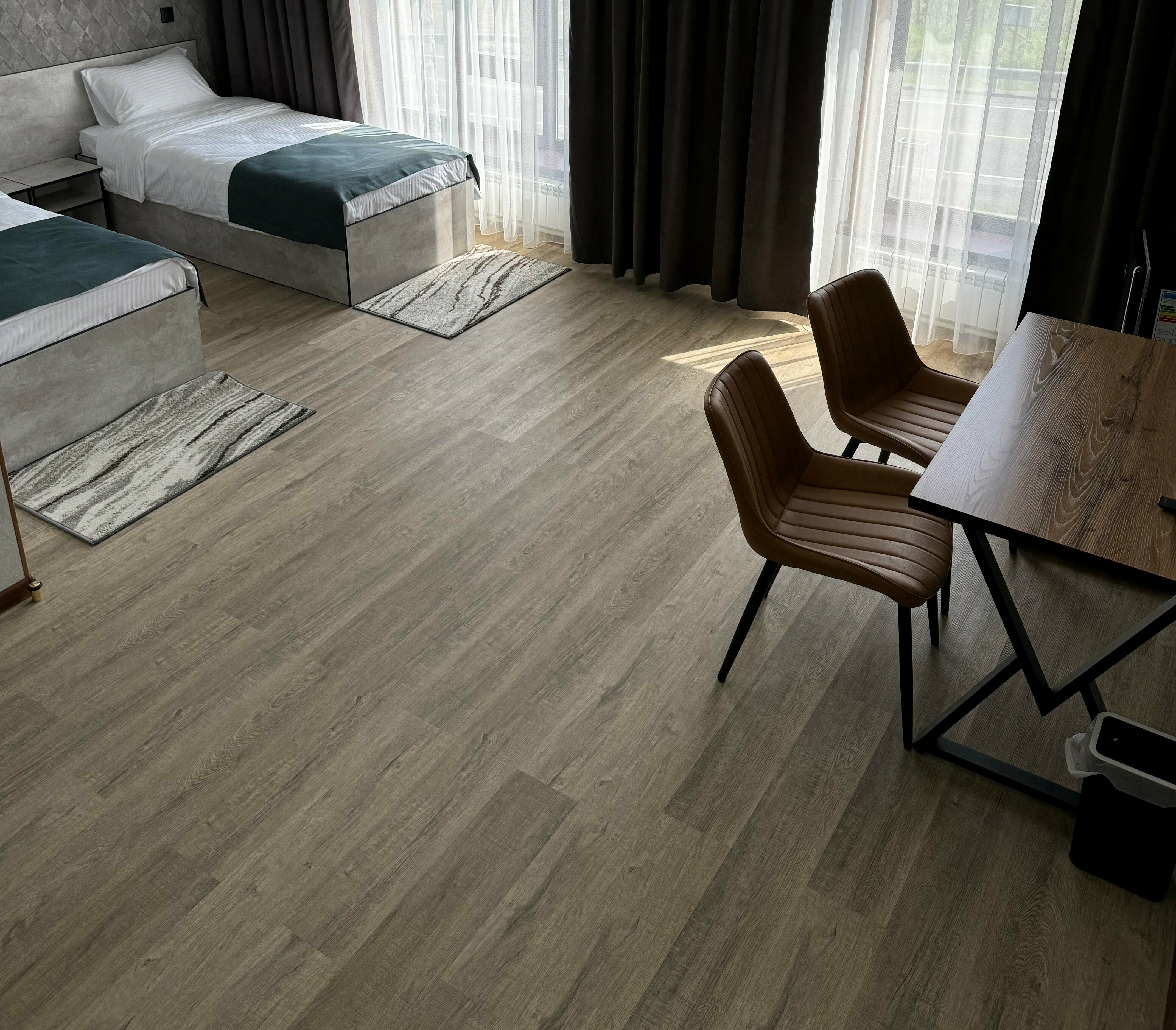 Просторный двухместный номер с 2 отдельными кроватями