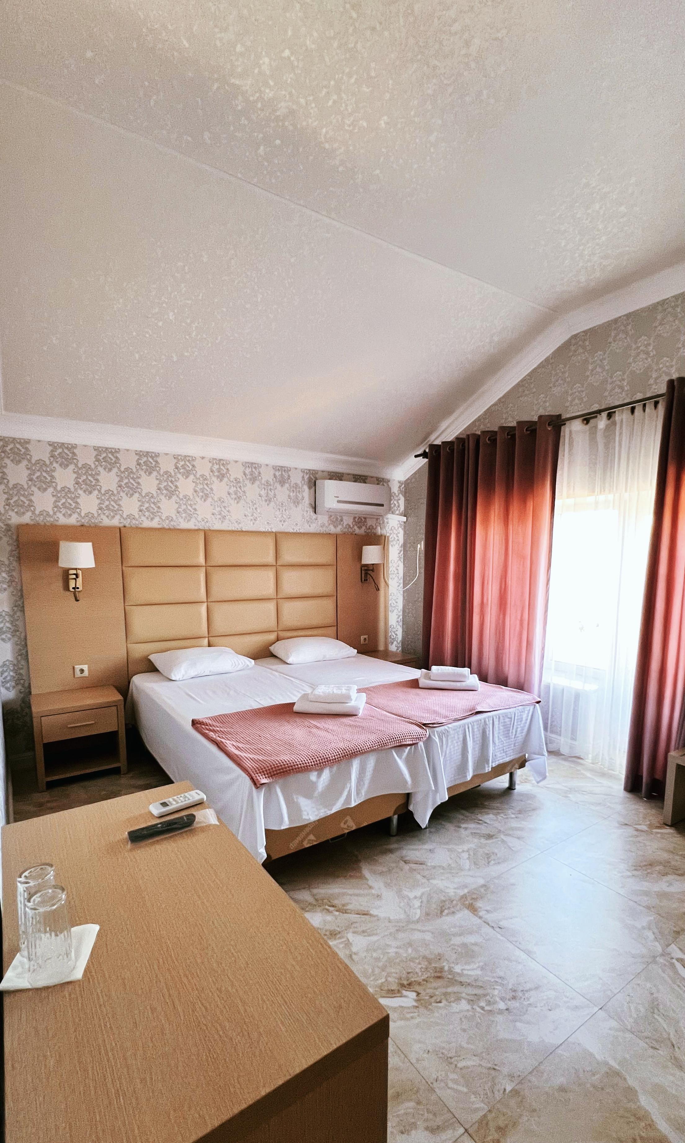 Улучшенный двухместный номер с 1 кроватью или 2 отдельными кроватями, вид на город