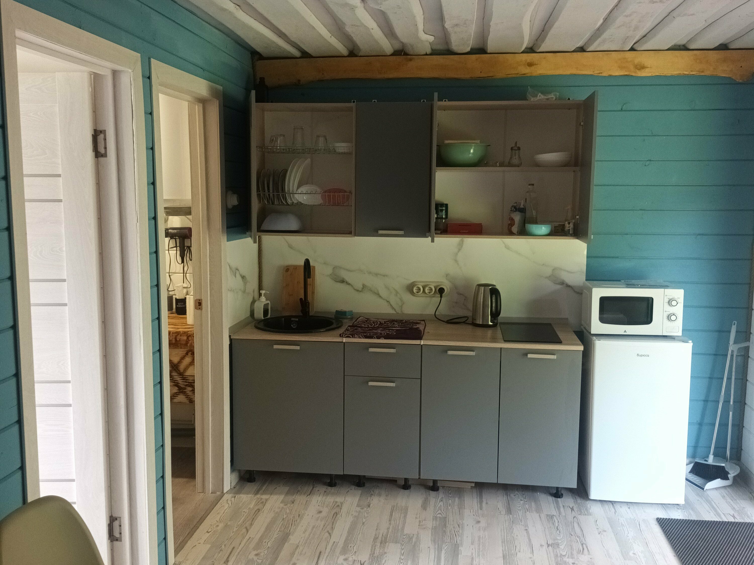 Семейный номер с видом на горы