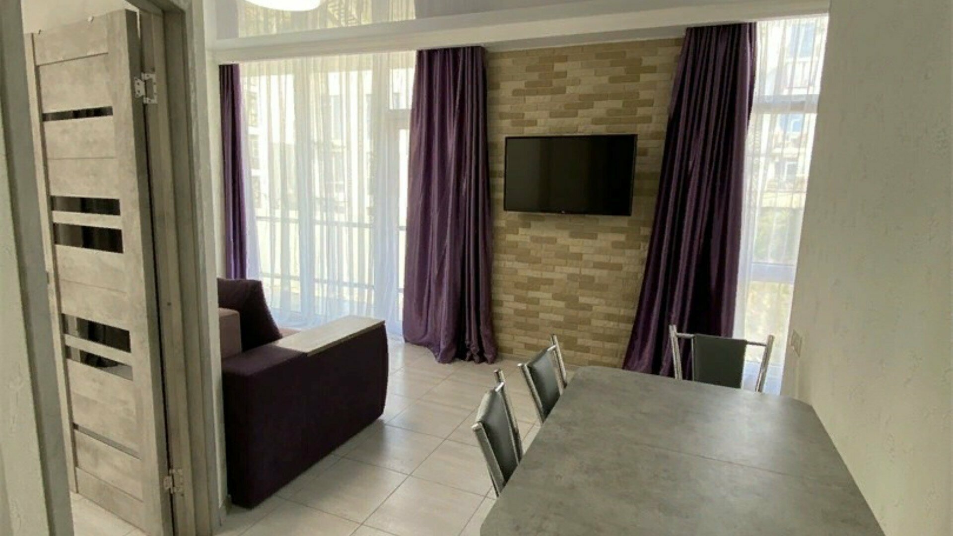 Апартаменты Green Palace 27 (студия+отдельная спальня)