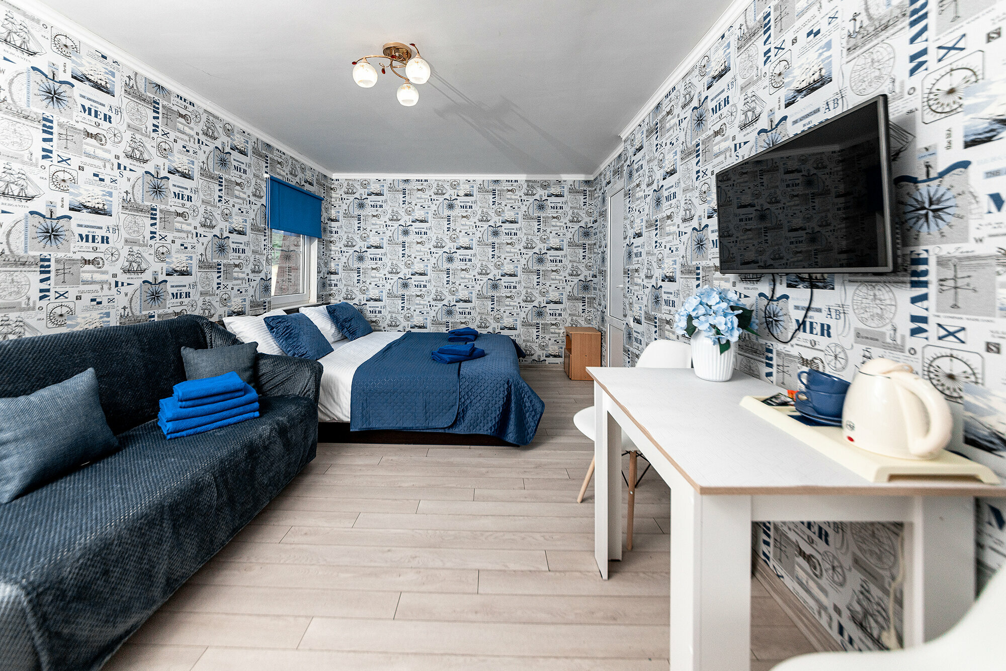 Четырехместный номер с балконом