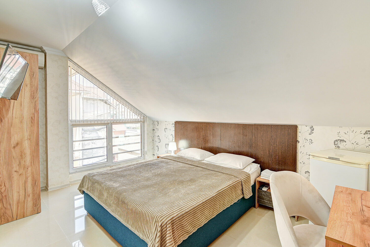 Двухместный номер Мансарда с 1 кроватью