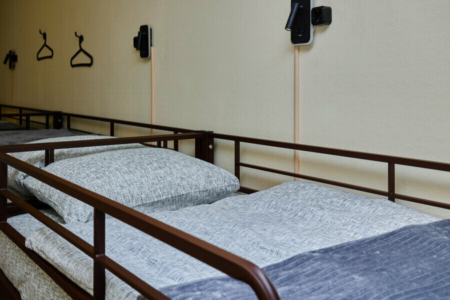 Общий 6-местный номер для мужчин и женщин