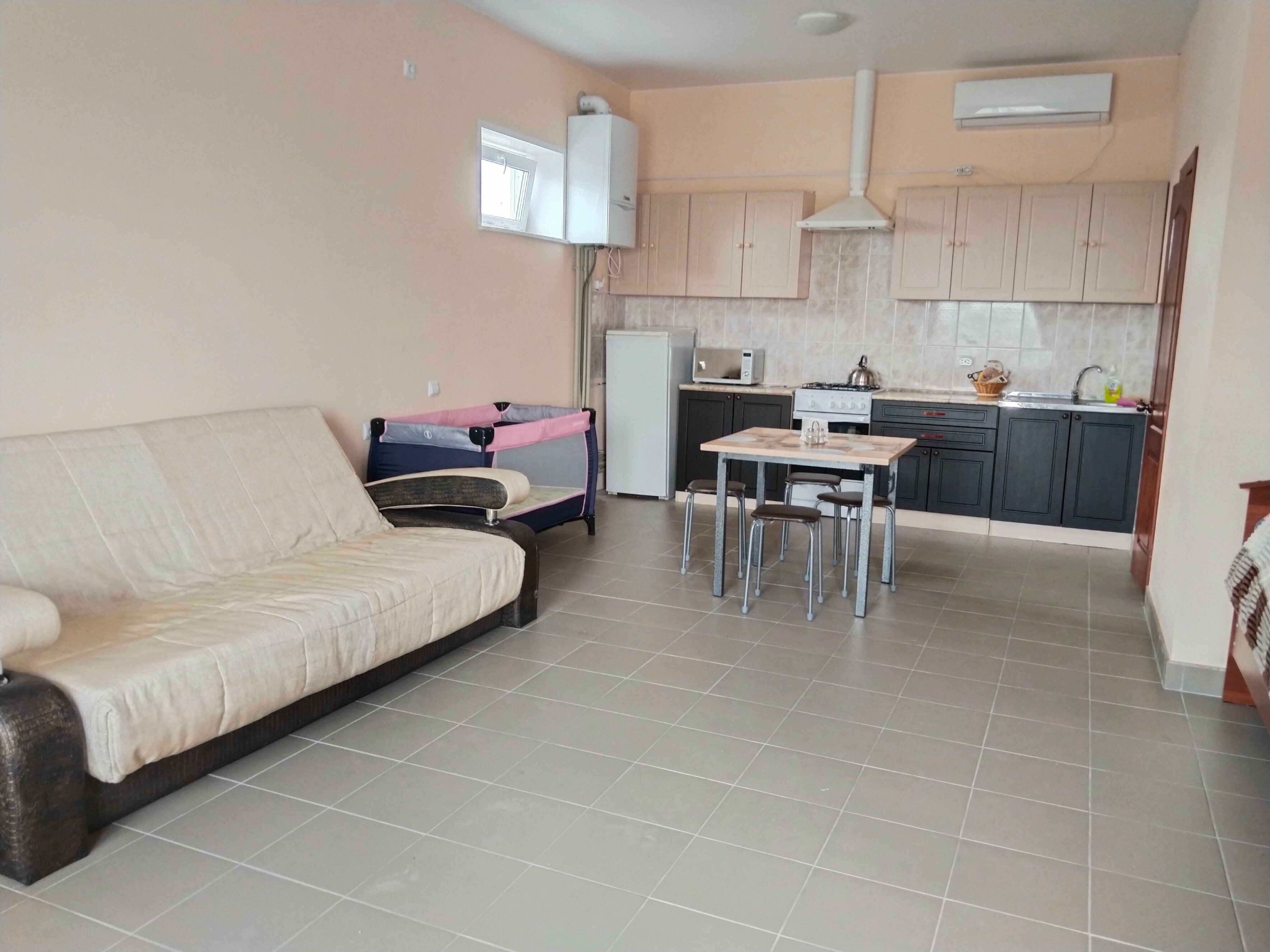 Дом с собственным бассейном