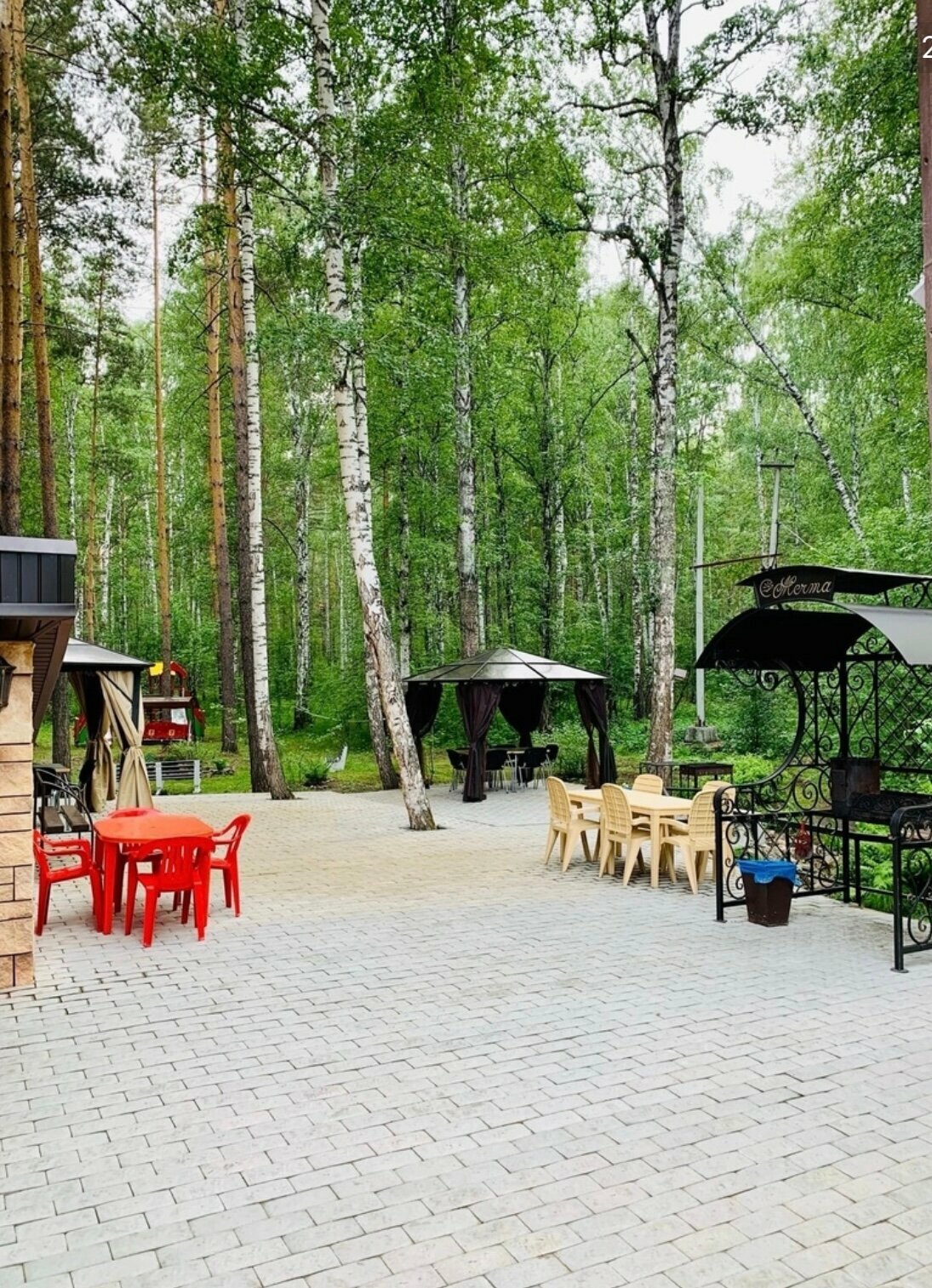 Улучшенный четырехместный номер