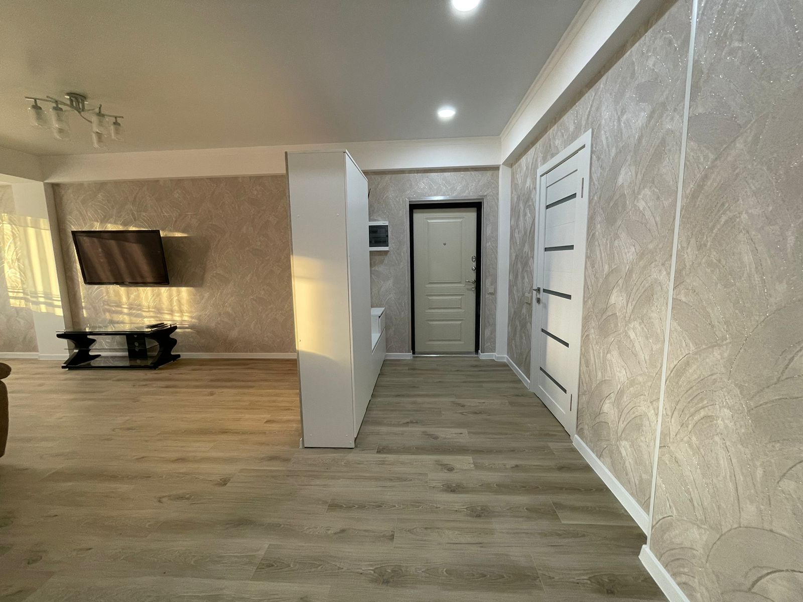 Апартаменты  Проспект Насрутдинова 272