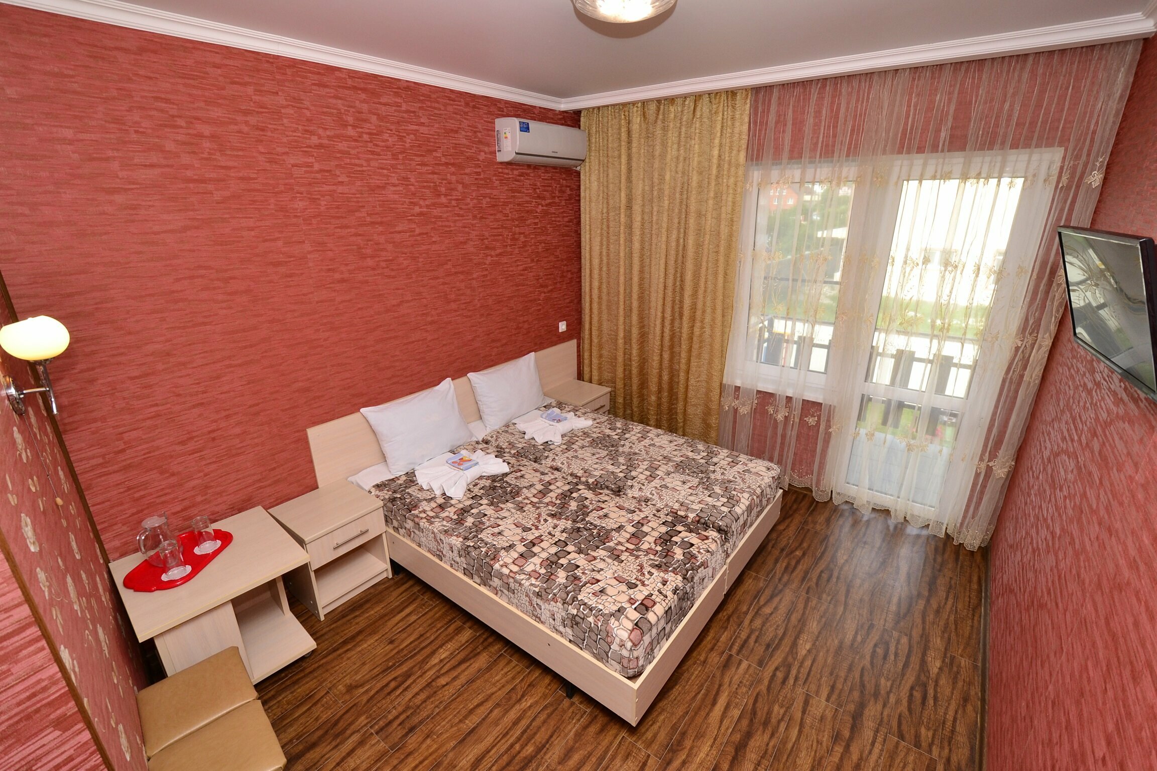 Стандартный двухместный номер с 1 кроватью или 2 отдельными кроватями и балконом