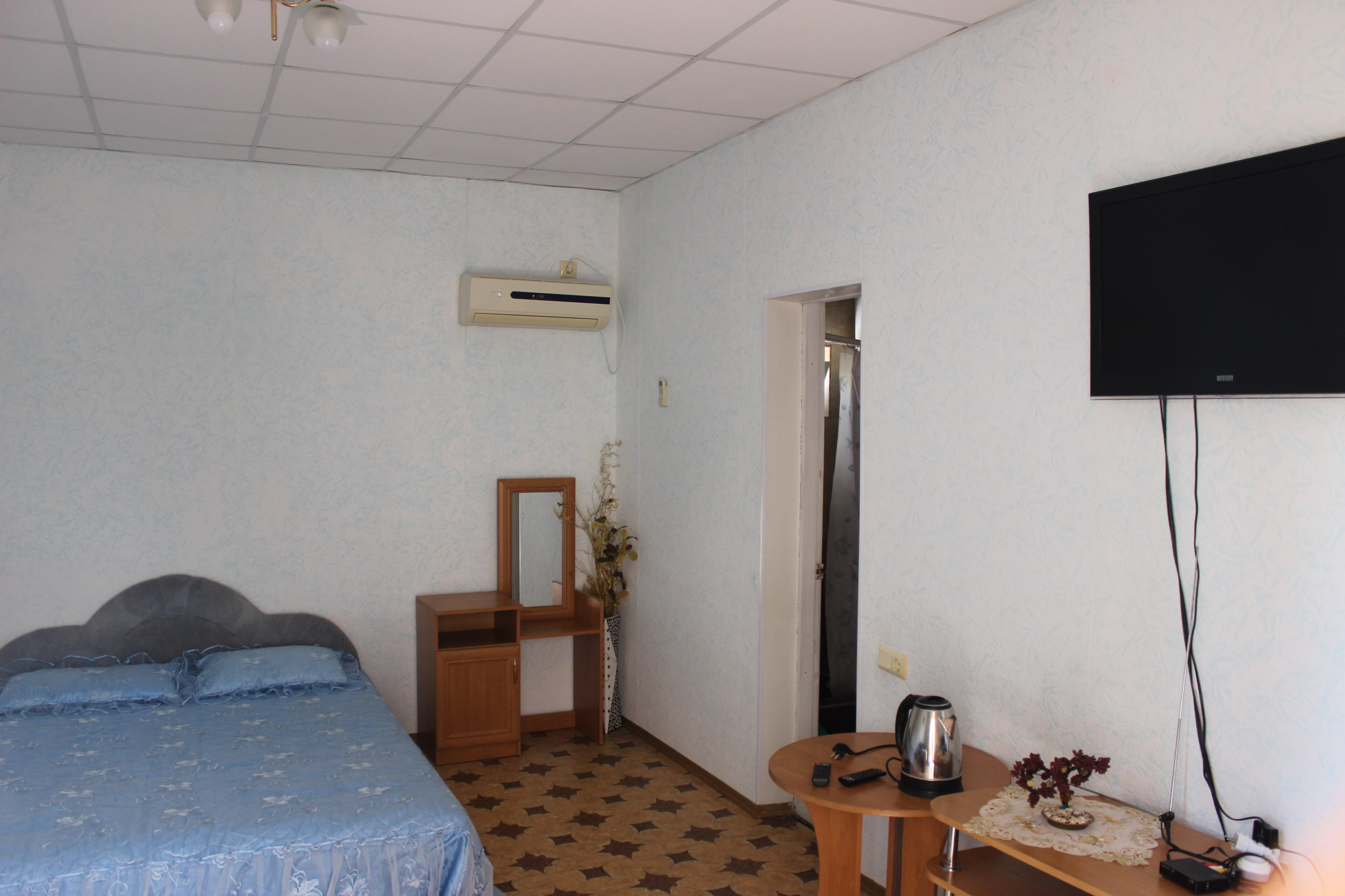 Большой двухместный номер с 1 кроватью