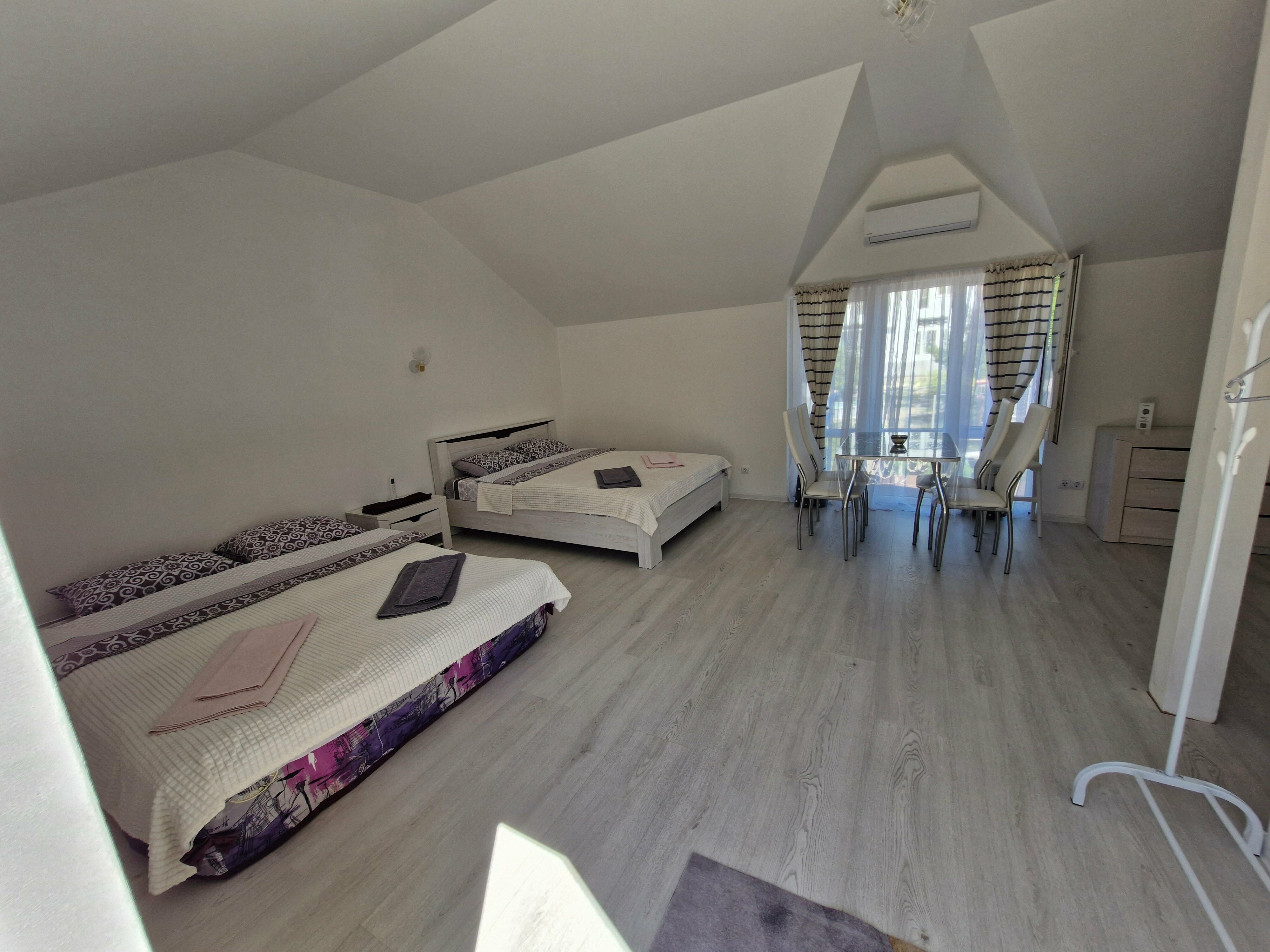 Стандартный четырехместный номер