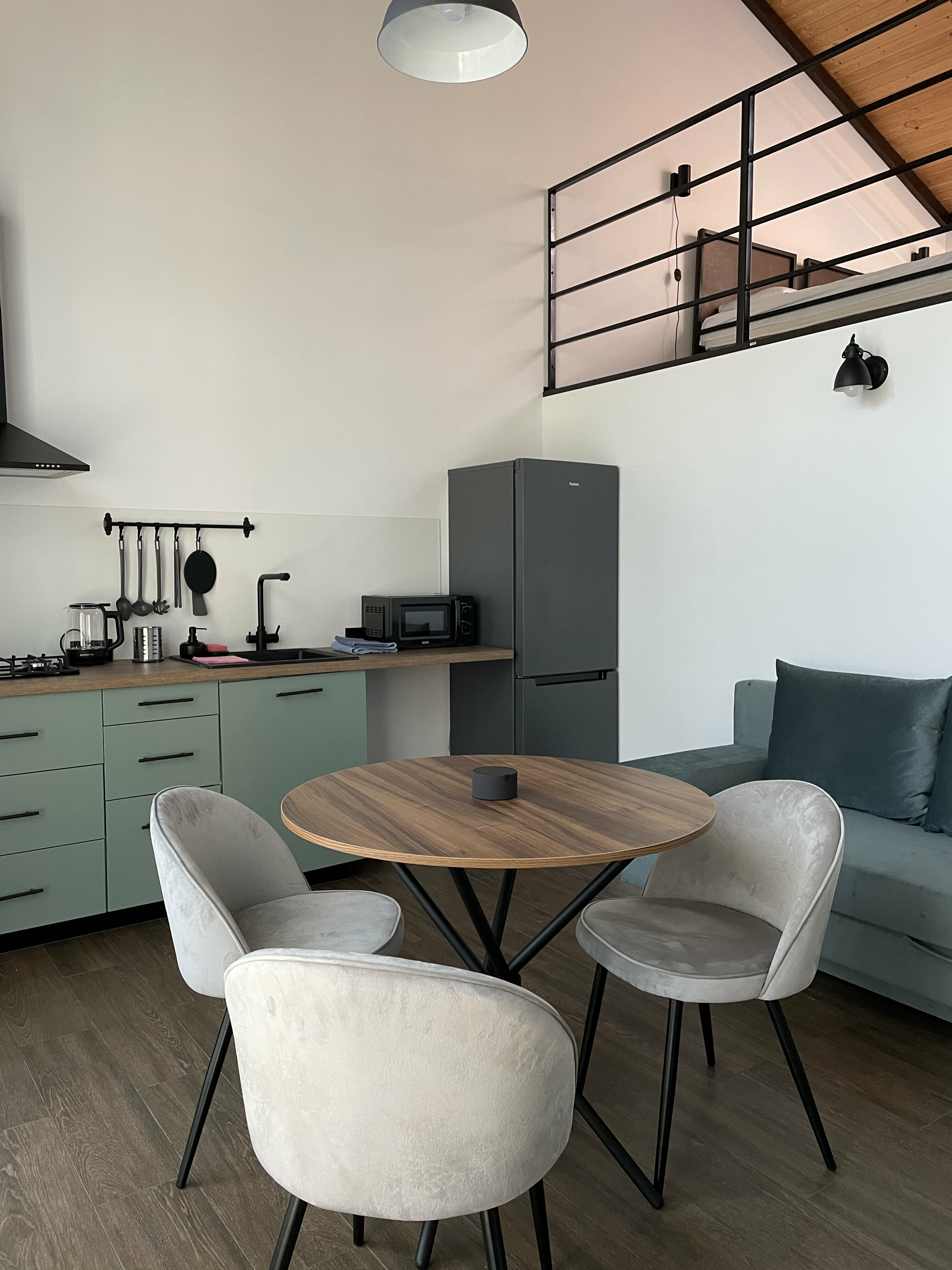 Дом с собственным бассейном